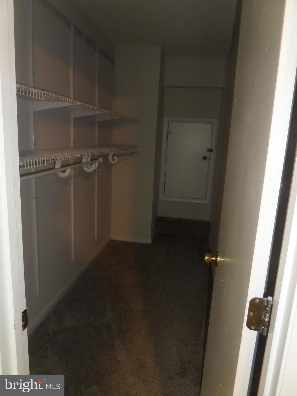 RIVERS EDGE - Residential Lease