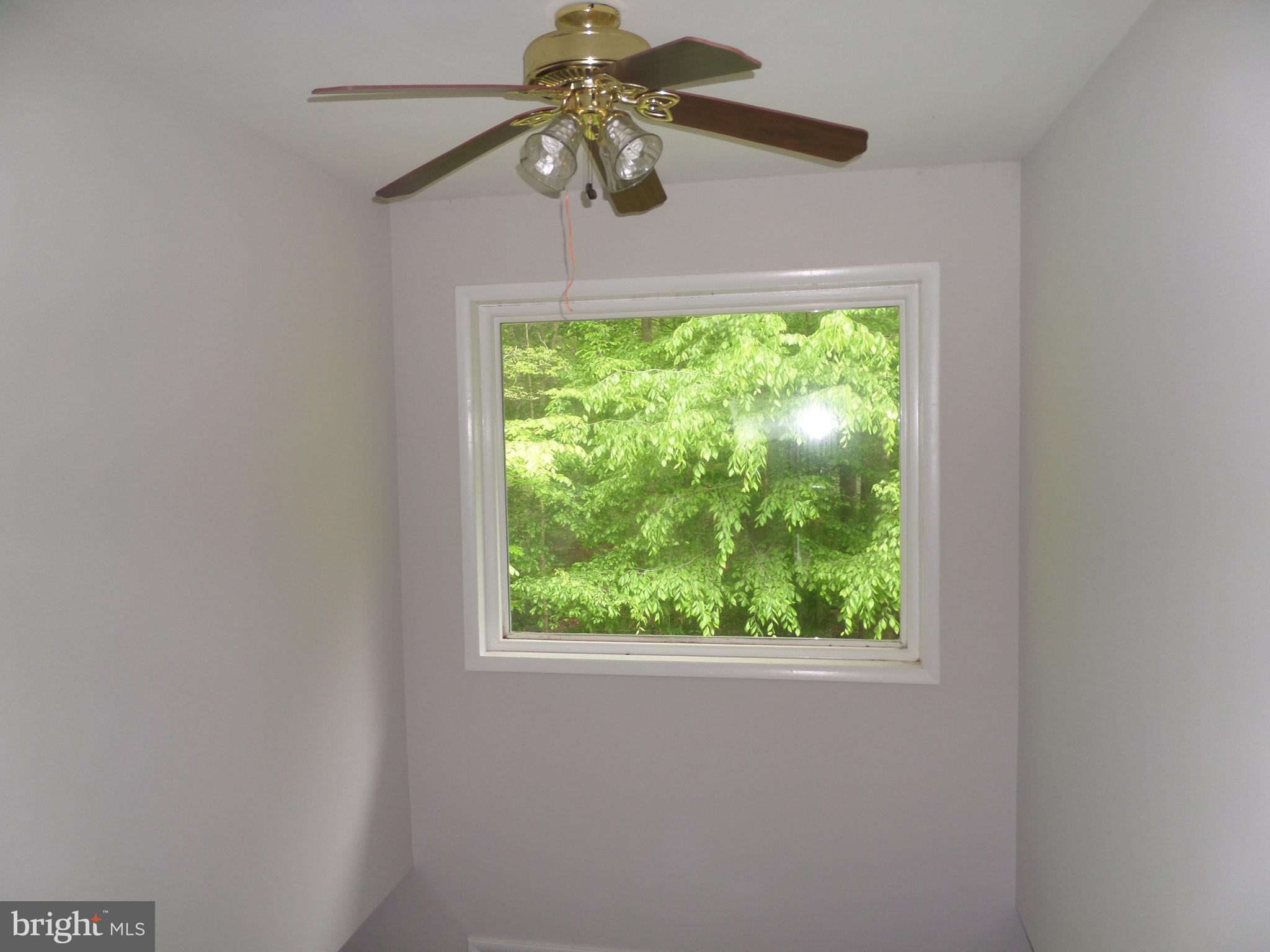 RIVERS EDGE - Residential Lease