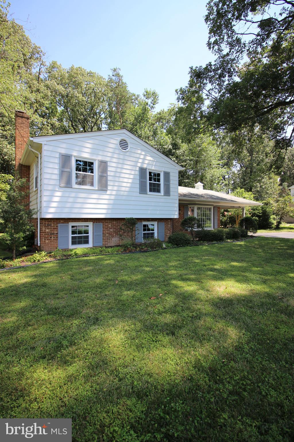 2391 CEDAR LANE