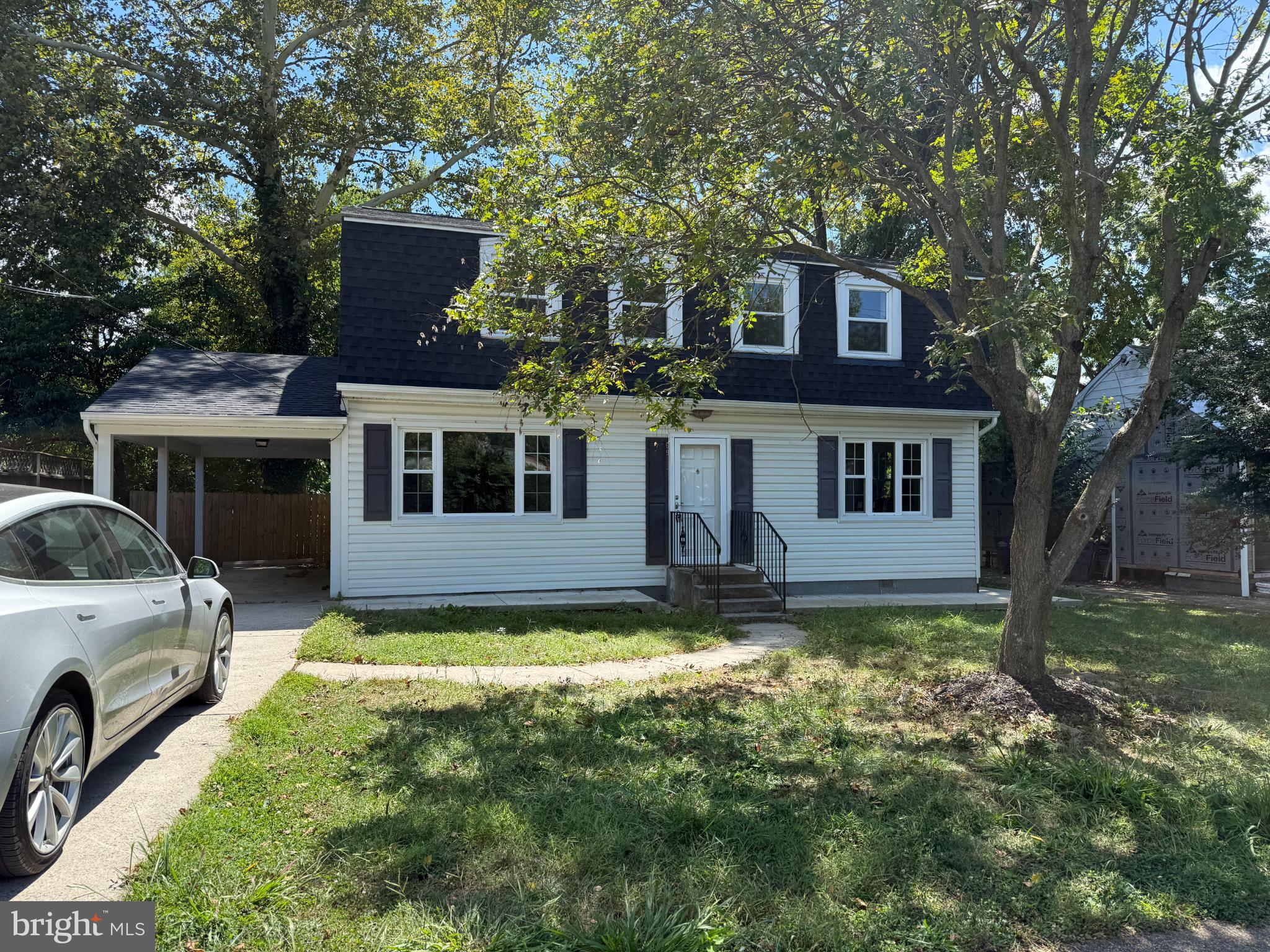 6911 ARLINGTON