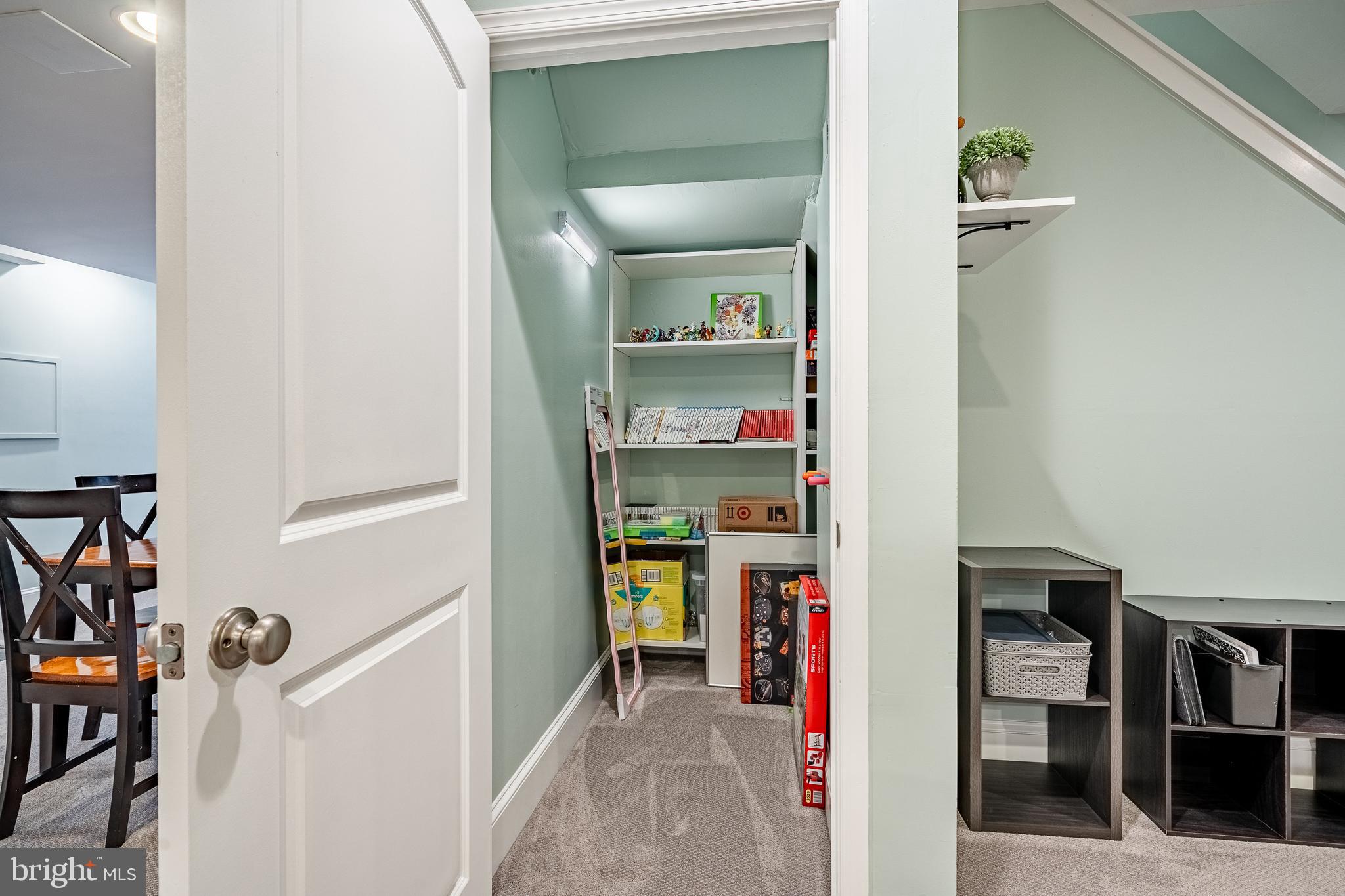 WARRINGTON MEADOWS - Residential