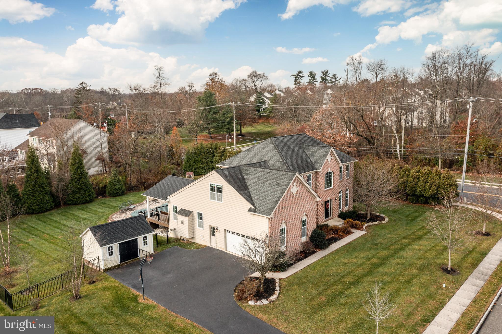 WARRINGTON MEADOWS - Residential