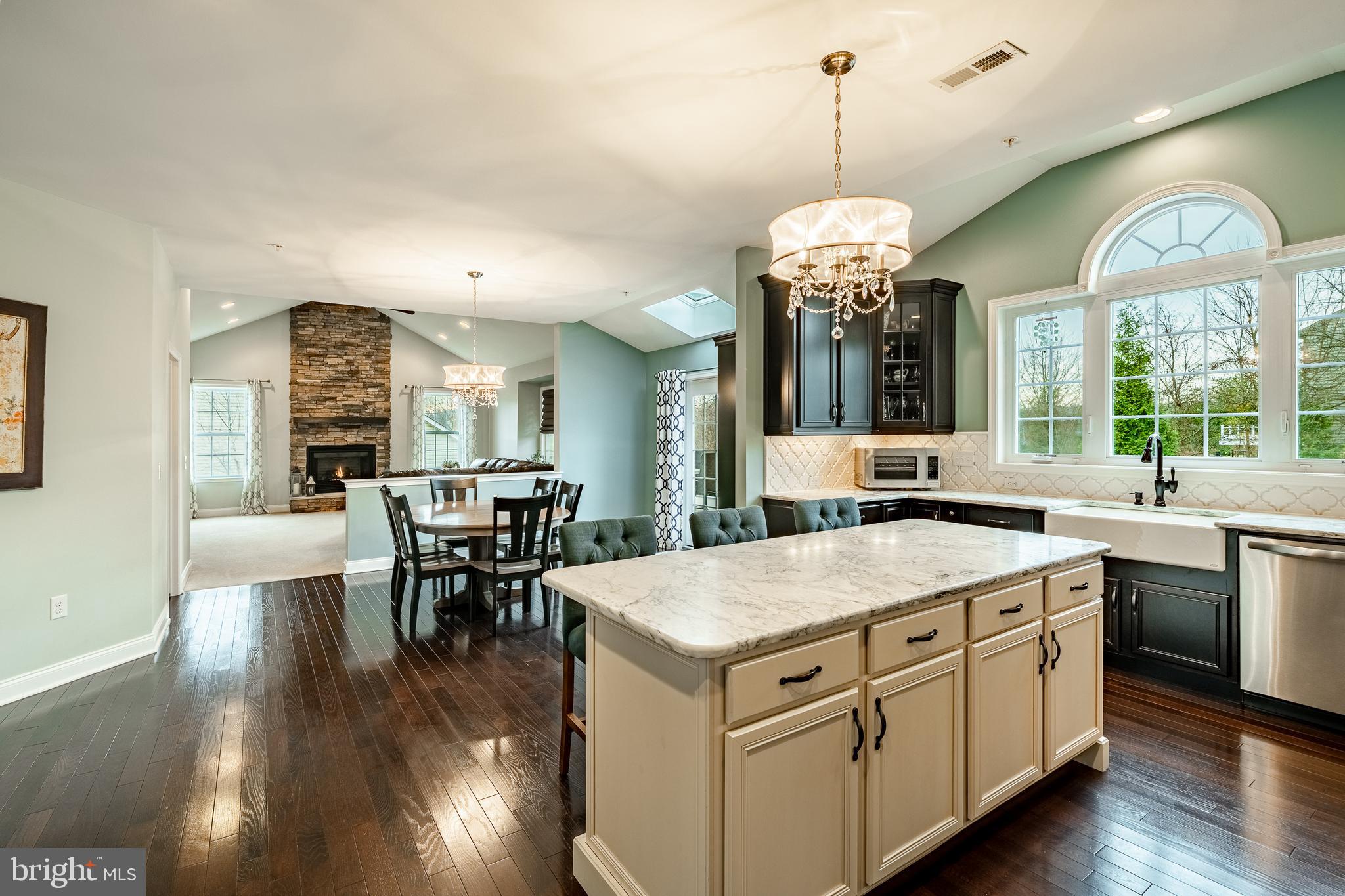 WARRINGTON MEADOWS - Residential