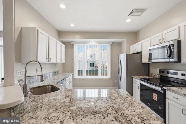 ASHBURN VILLAGE - Residential Lease