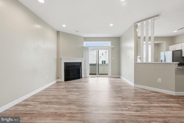 ASHBURN VILLAGE - Residential Lease