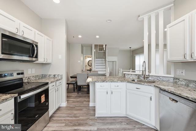 ASHBURN VILLAGE - Residential Lease