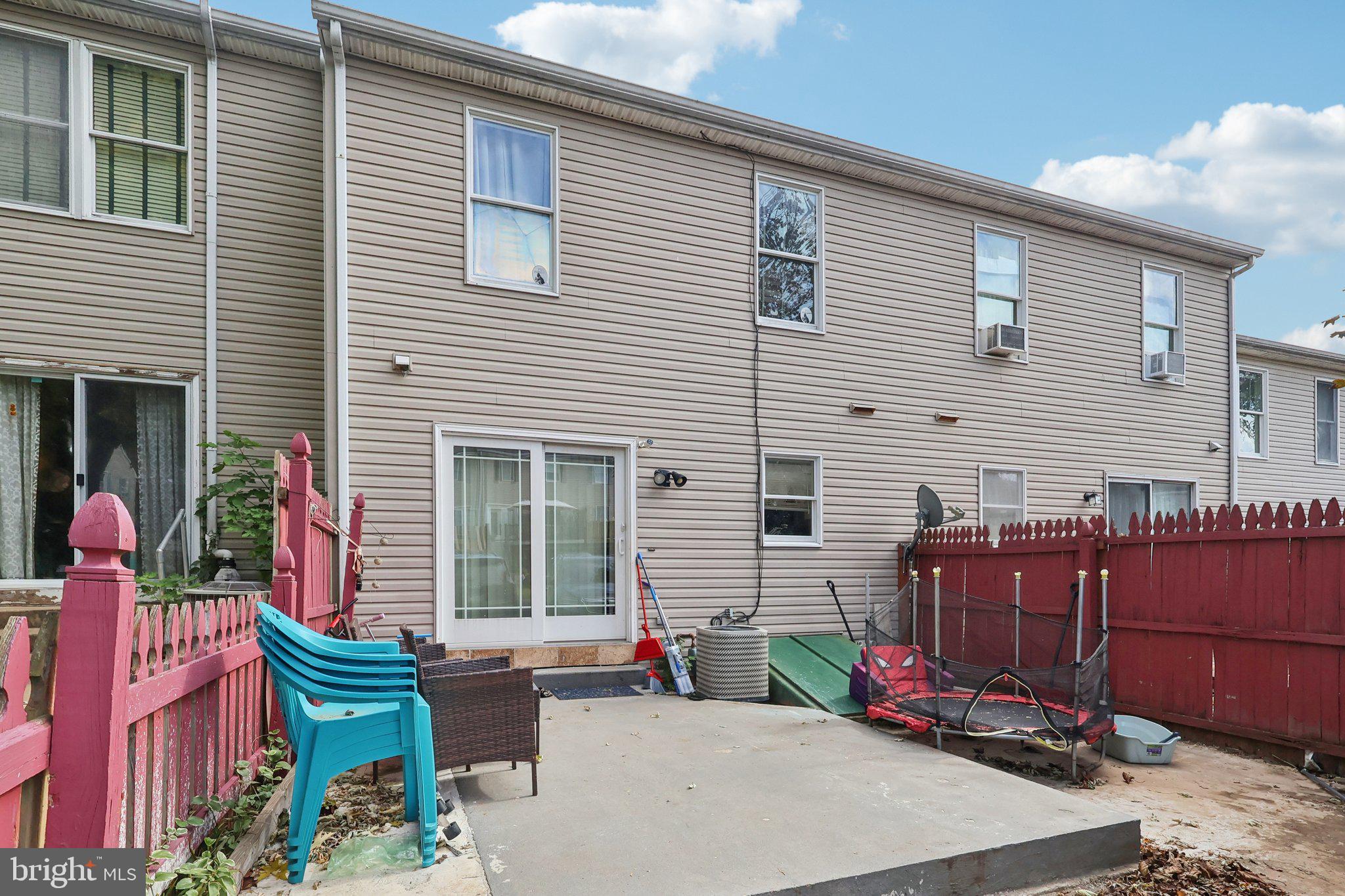 PENNS GRANT - Residential