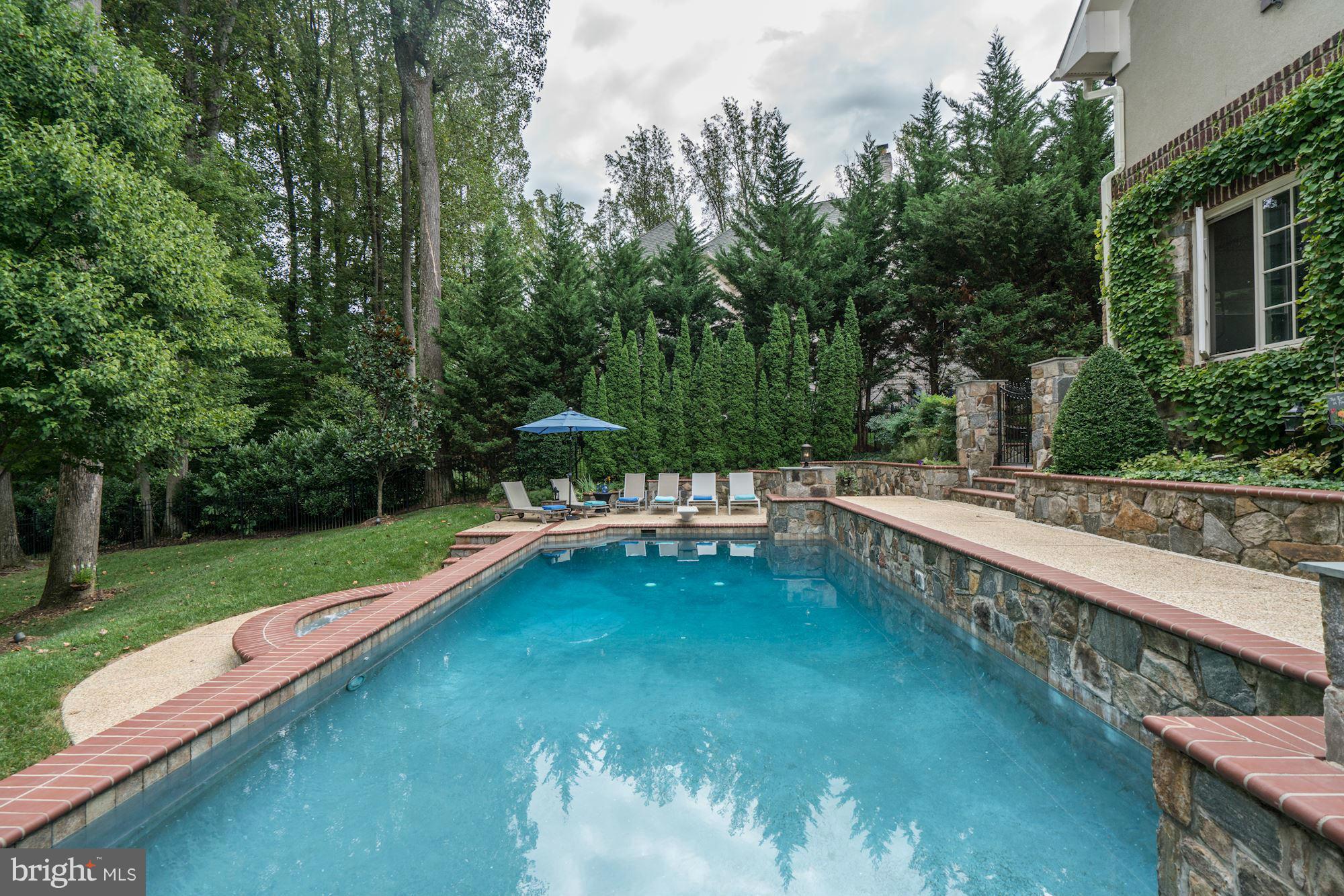 THE RESERVE - Residential