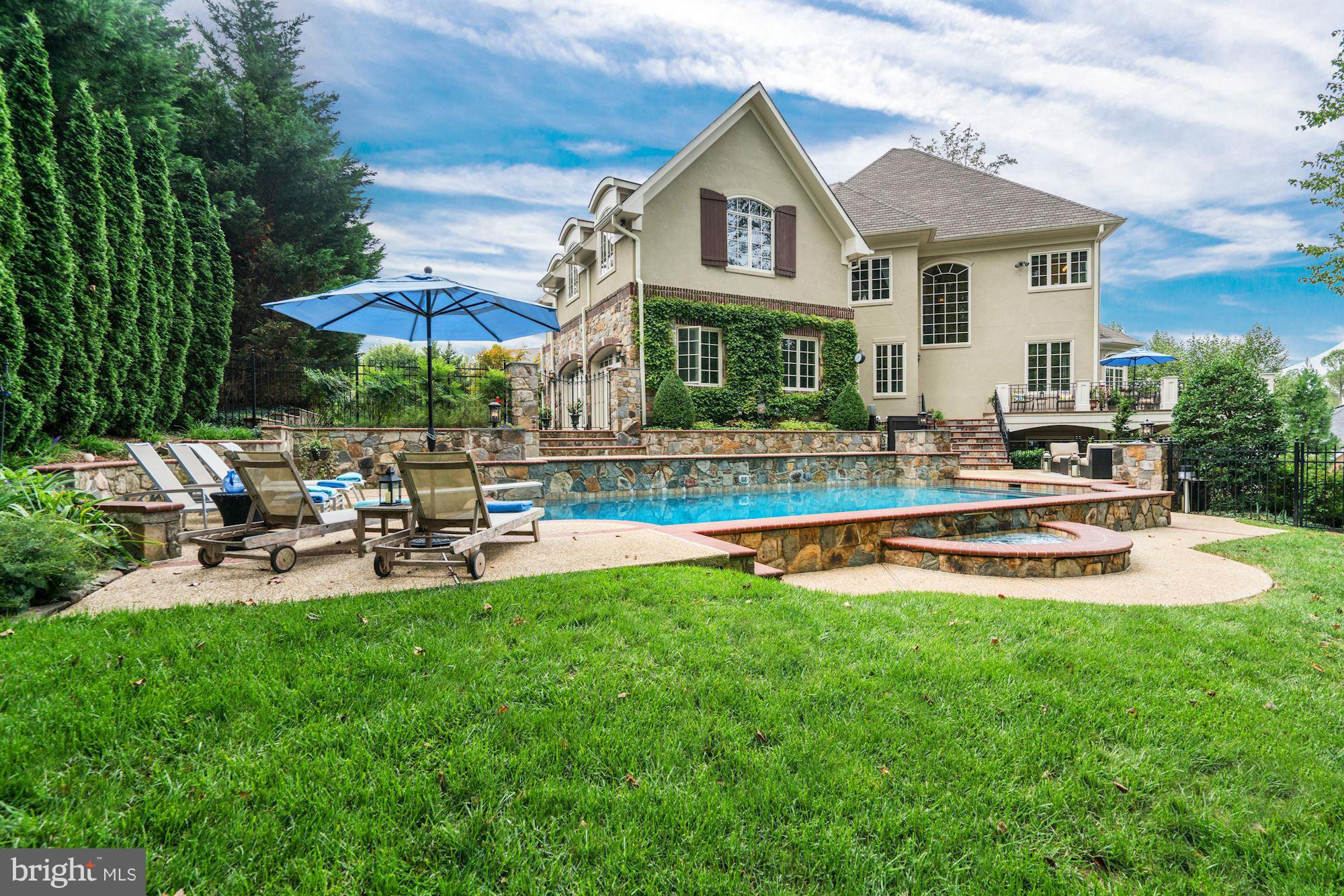 THE RESERVE - Residential