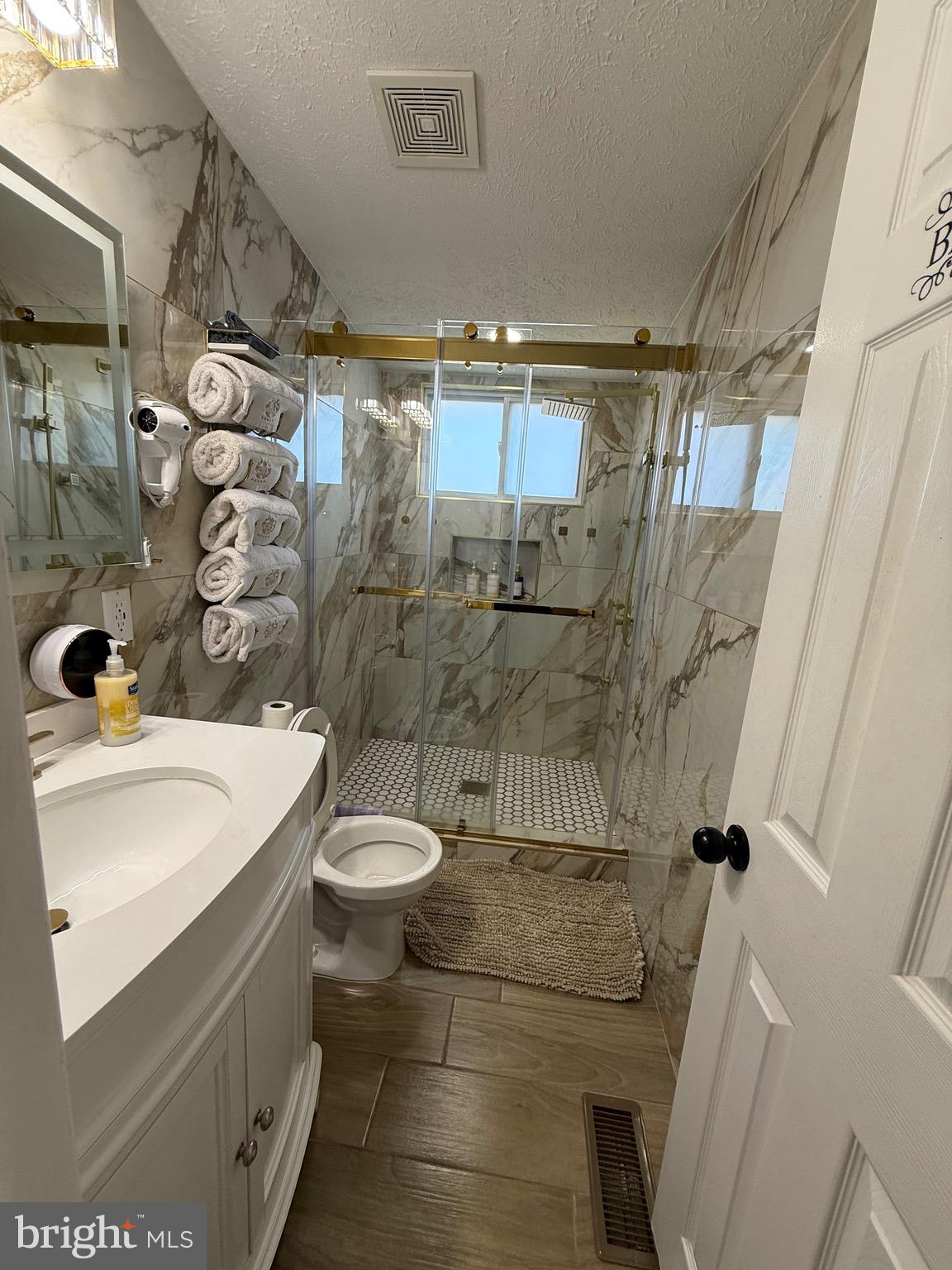 GRAYSON VILLAGE - Residential