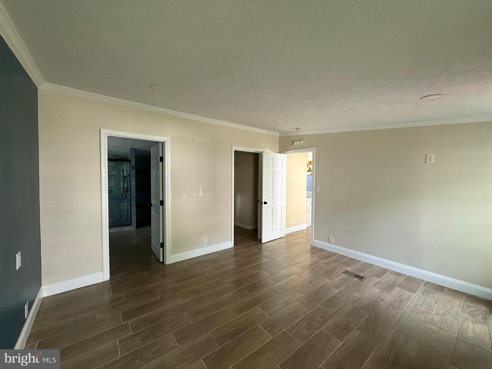 GRAYSON VILLAGE - Residential