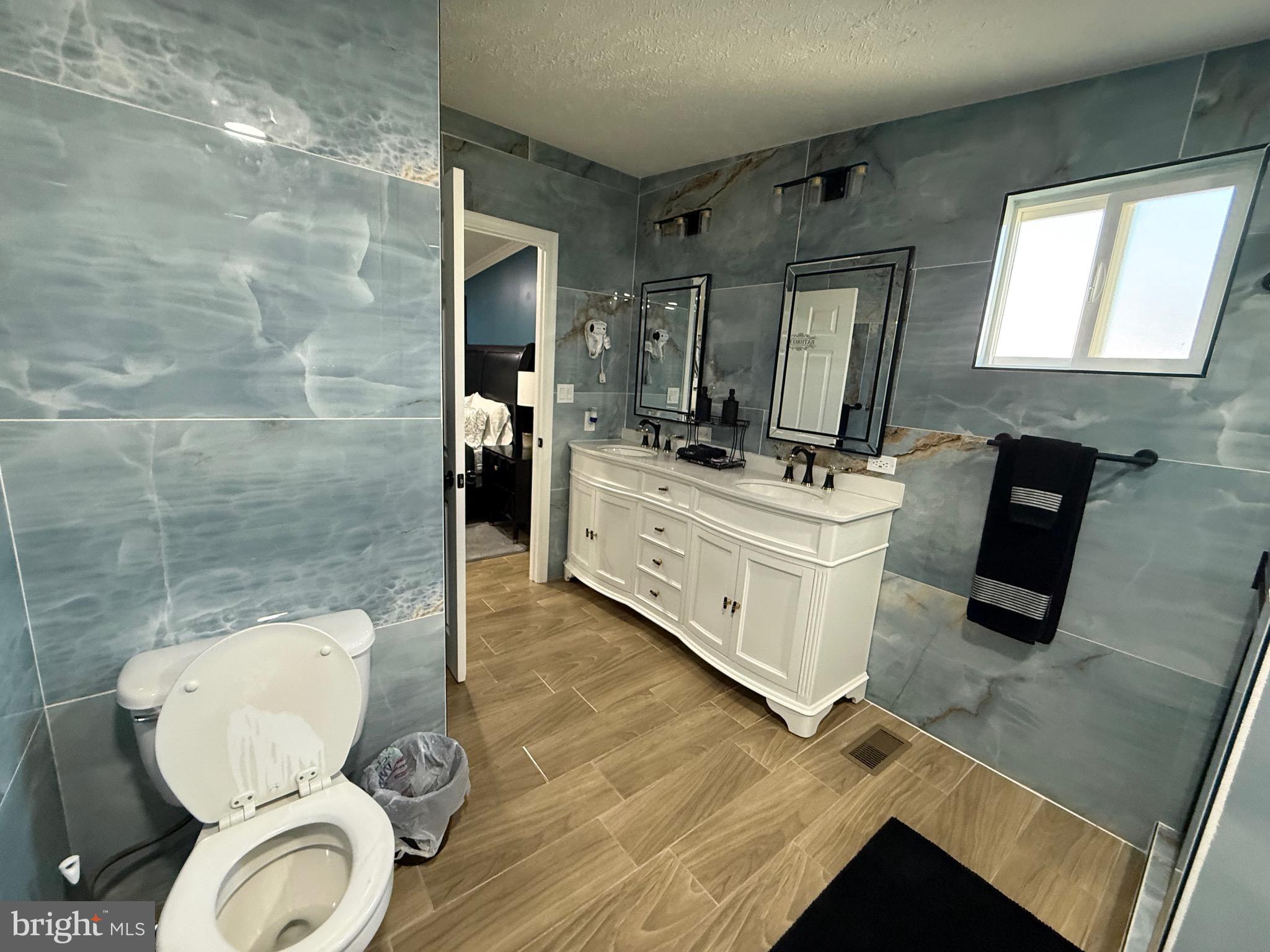 GRAYSON VILLAGE - Residential