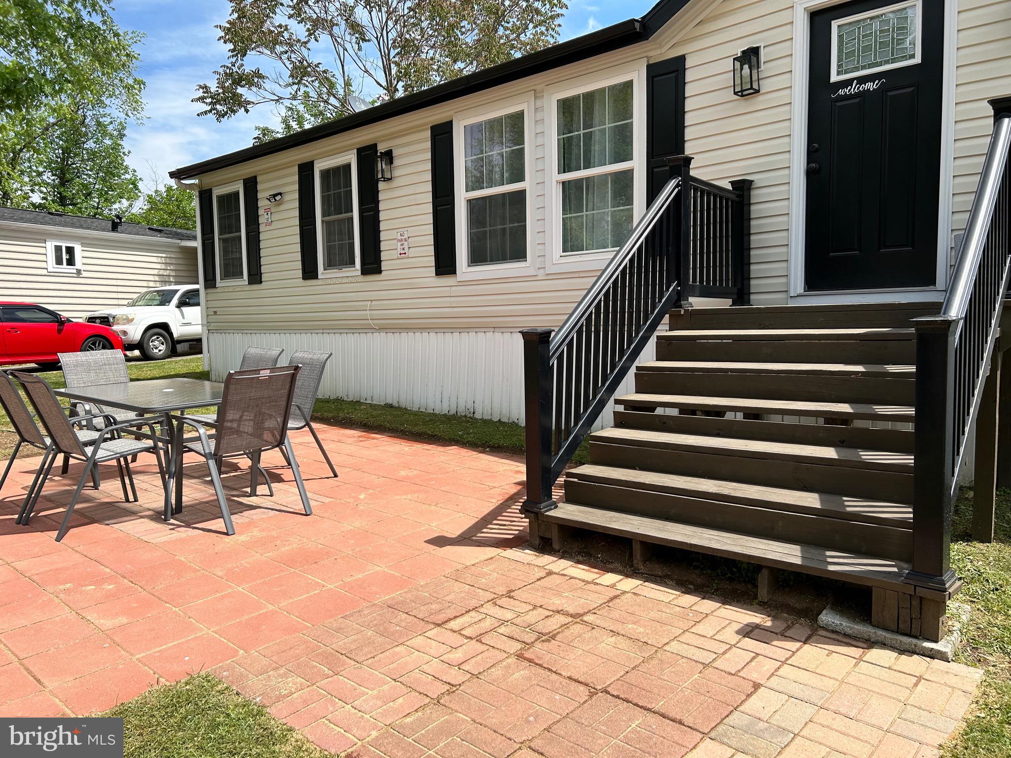 GRAYSON VILLAGE - Residential