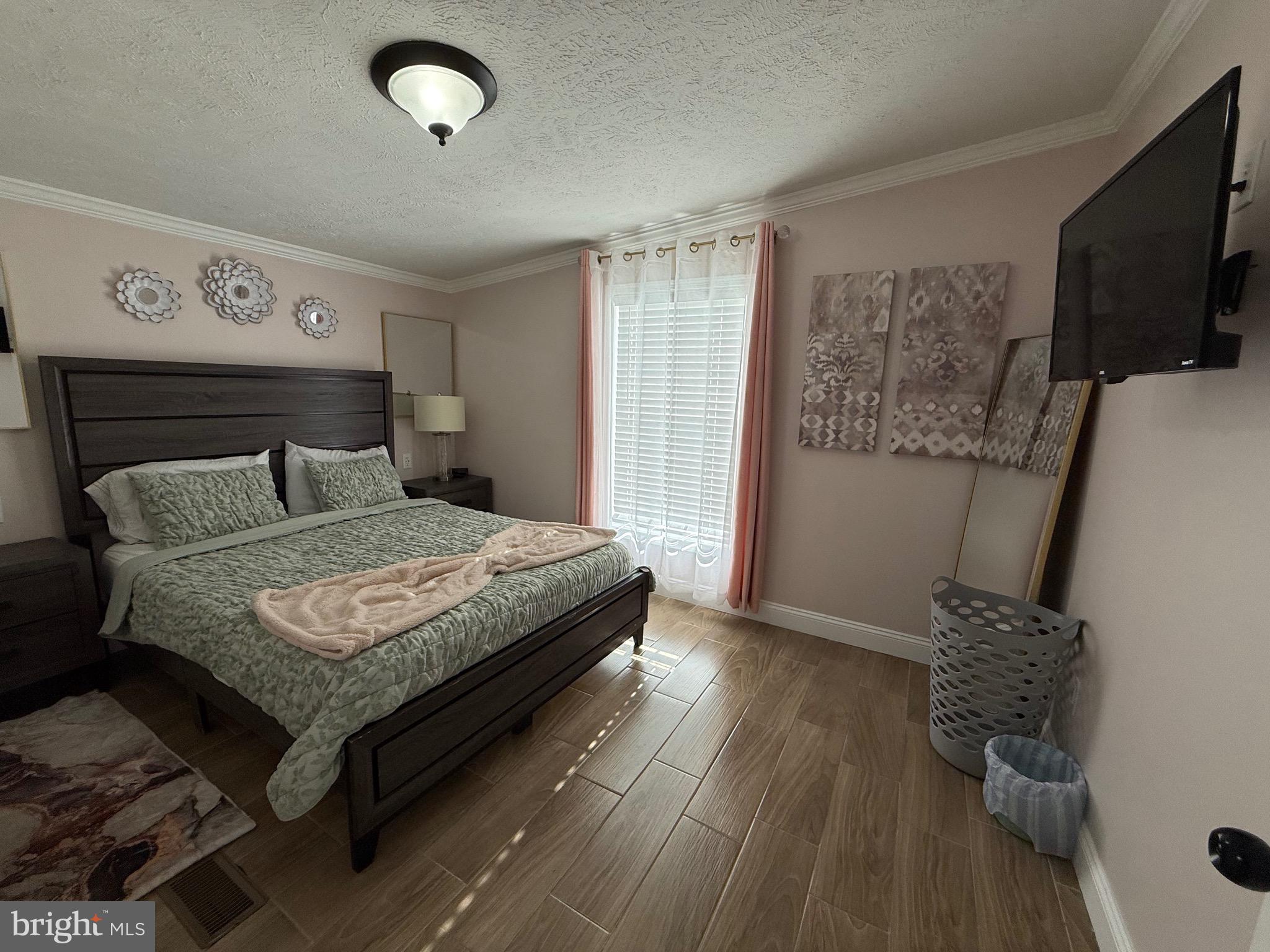 GRAYSON VILLAGE - Residential