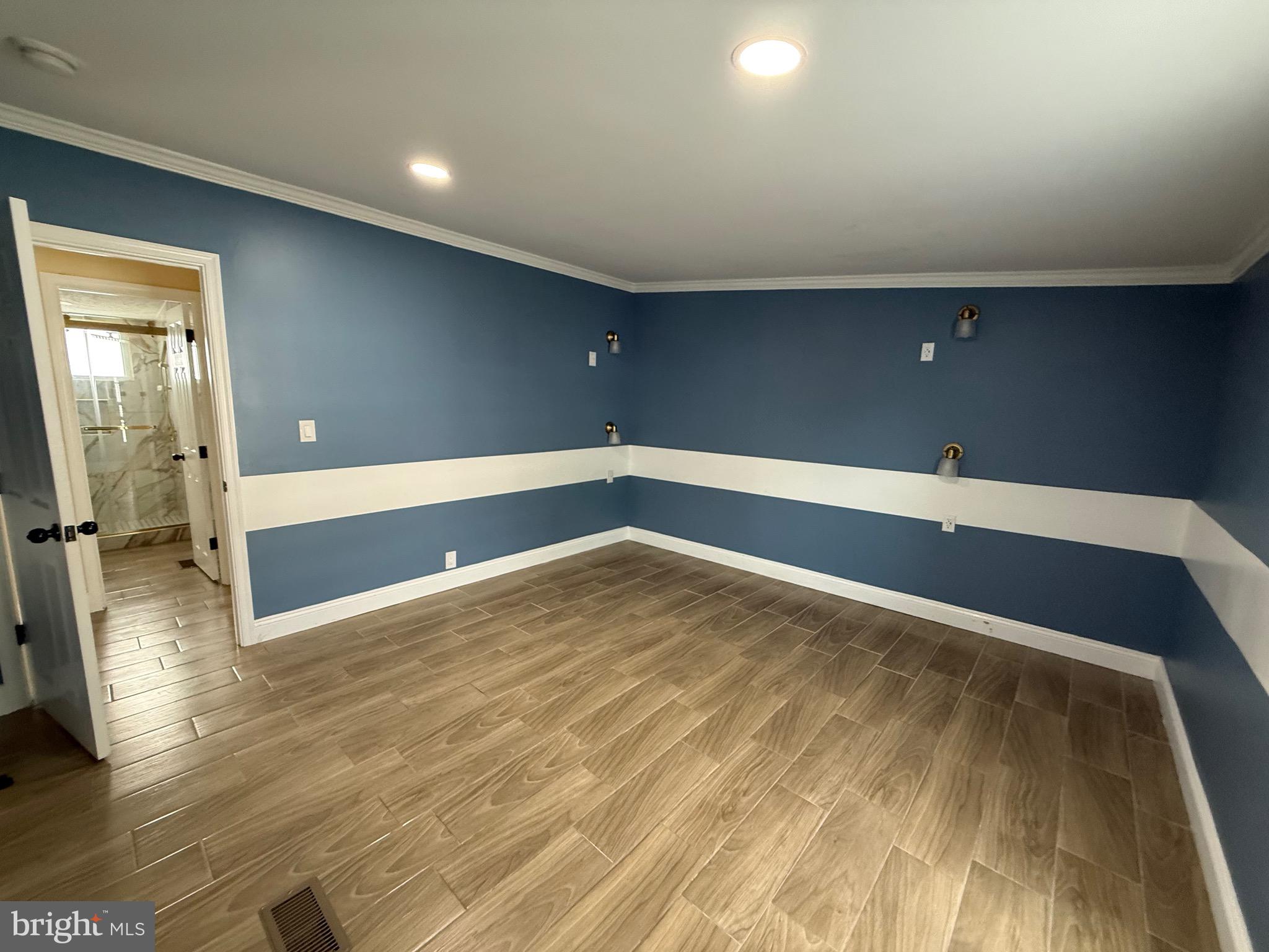 GRAYSON VILLAGE - Residential