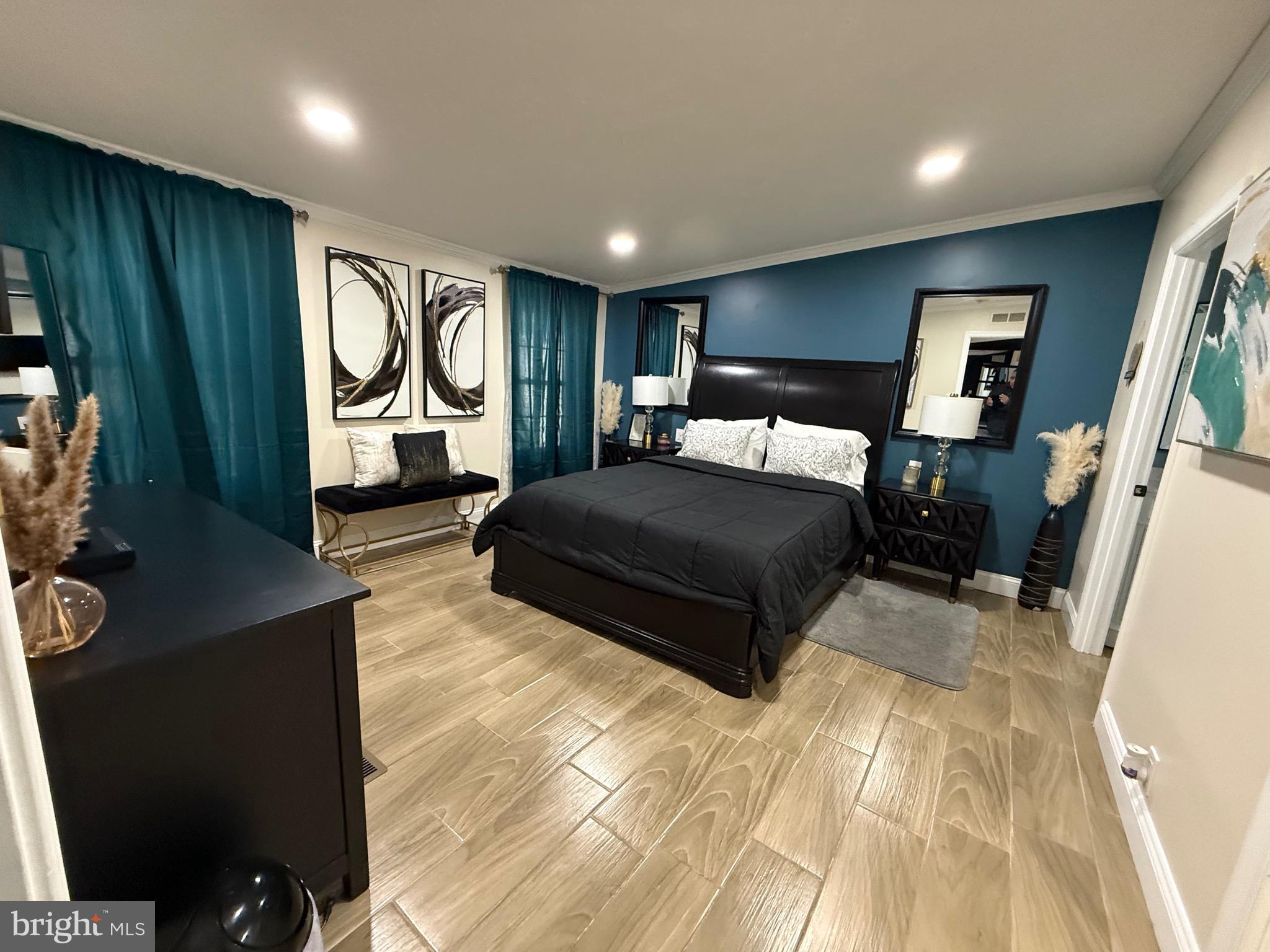 GRAYSON VILLAGE - Residential