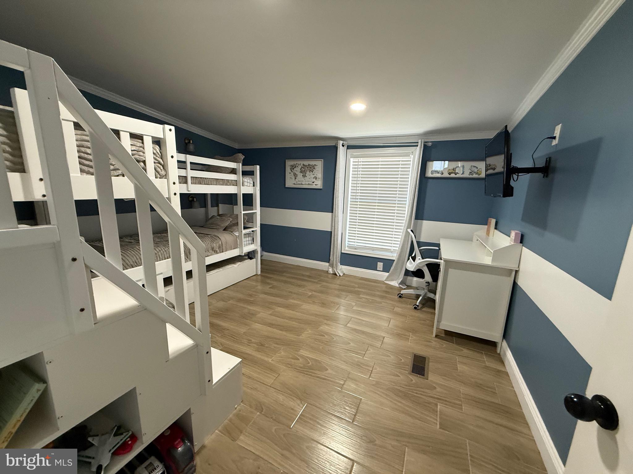 GRAYSON VILLAGE - Residential