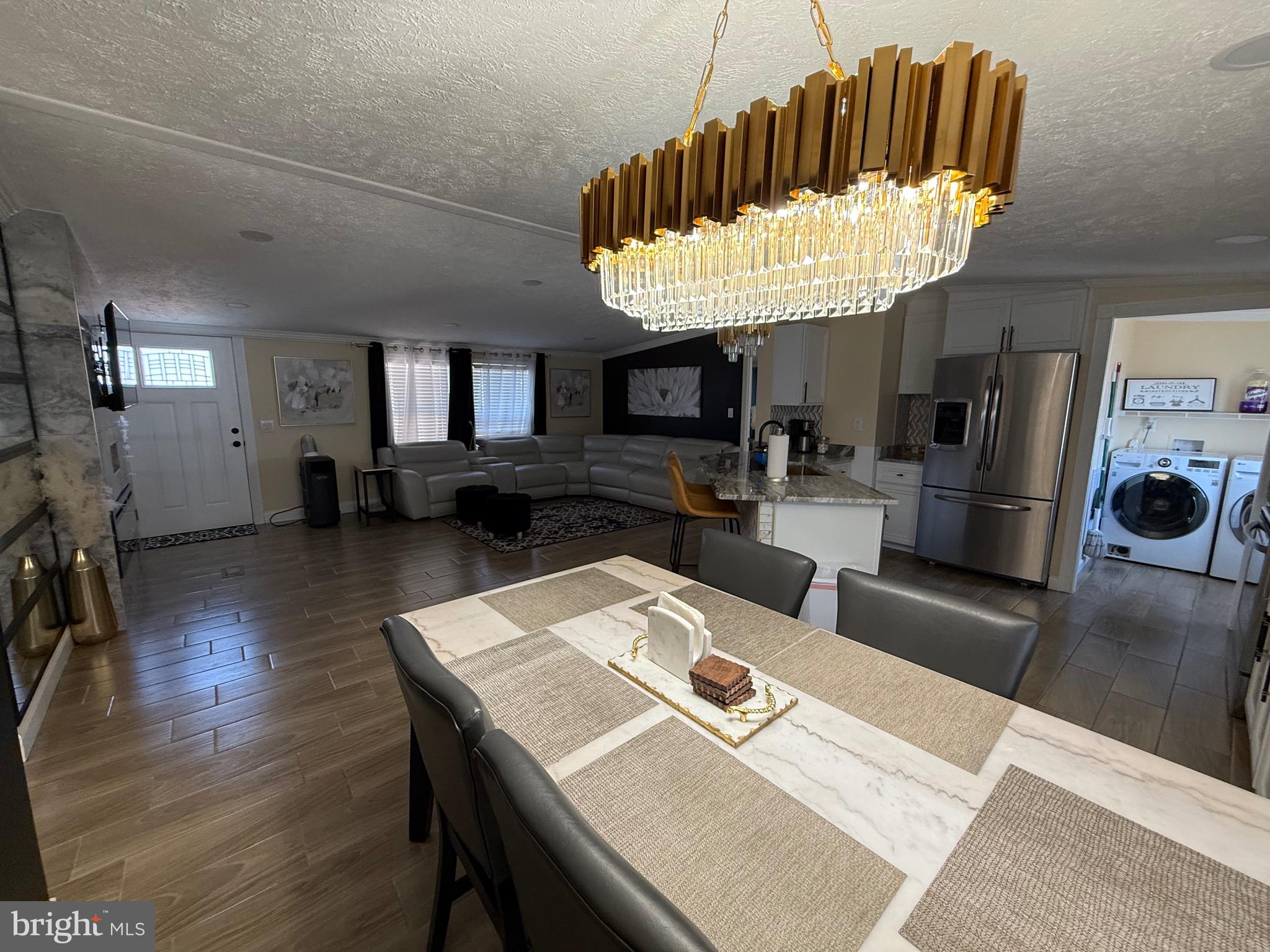 GRAYSON VILLAGE - Residential