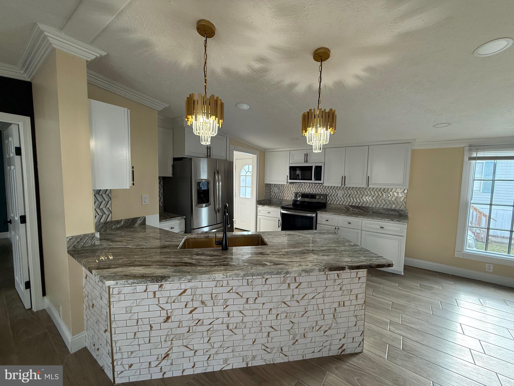 GRAYSON VILLAGE - Residential