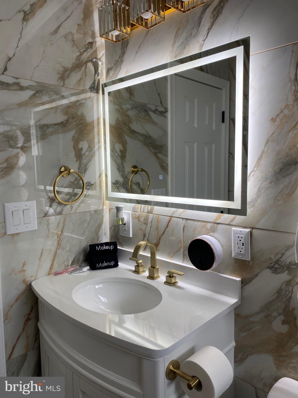 GRAYSON VILLAGE - Residential