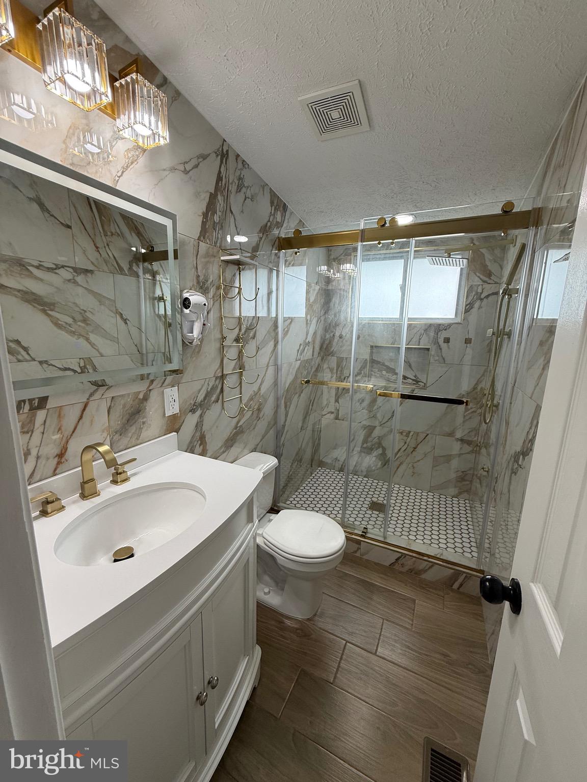 GRAYSON VILLAGE - Residential