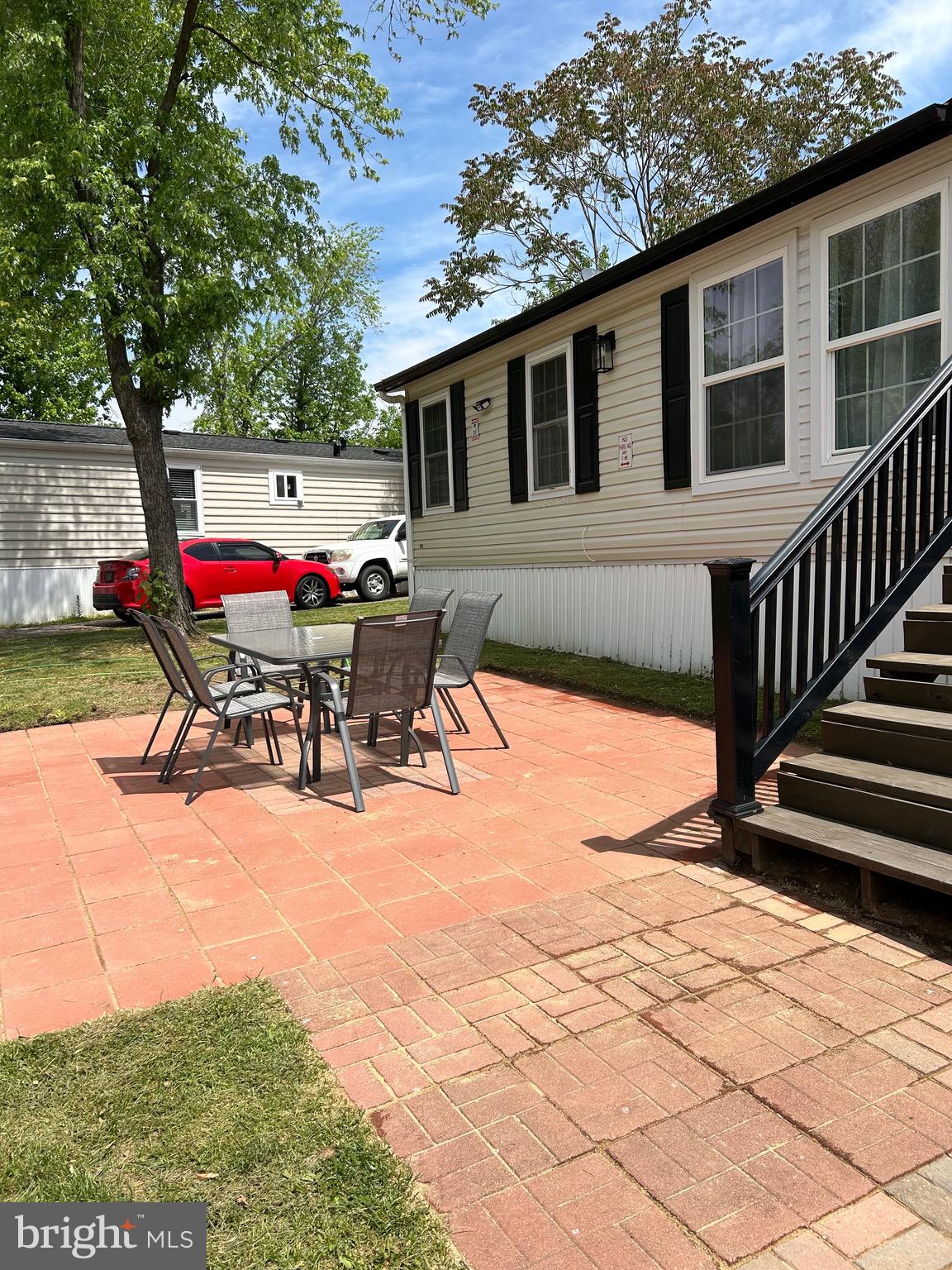 GRAYSON VILLAGE - Residential