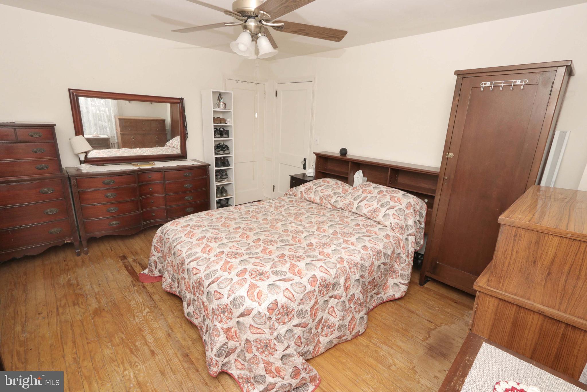 FEASTERVILLE - Residential