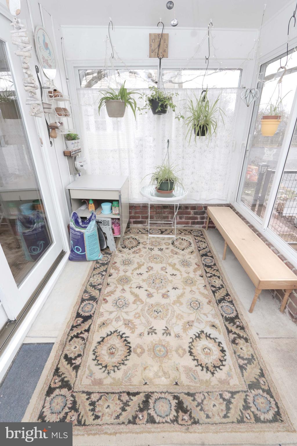 FEASTERVILLE - Residential