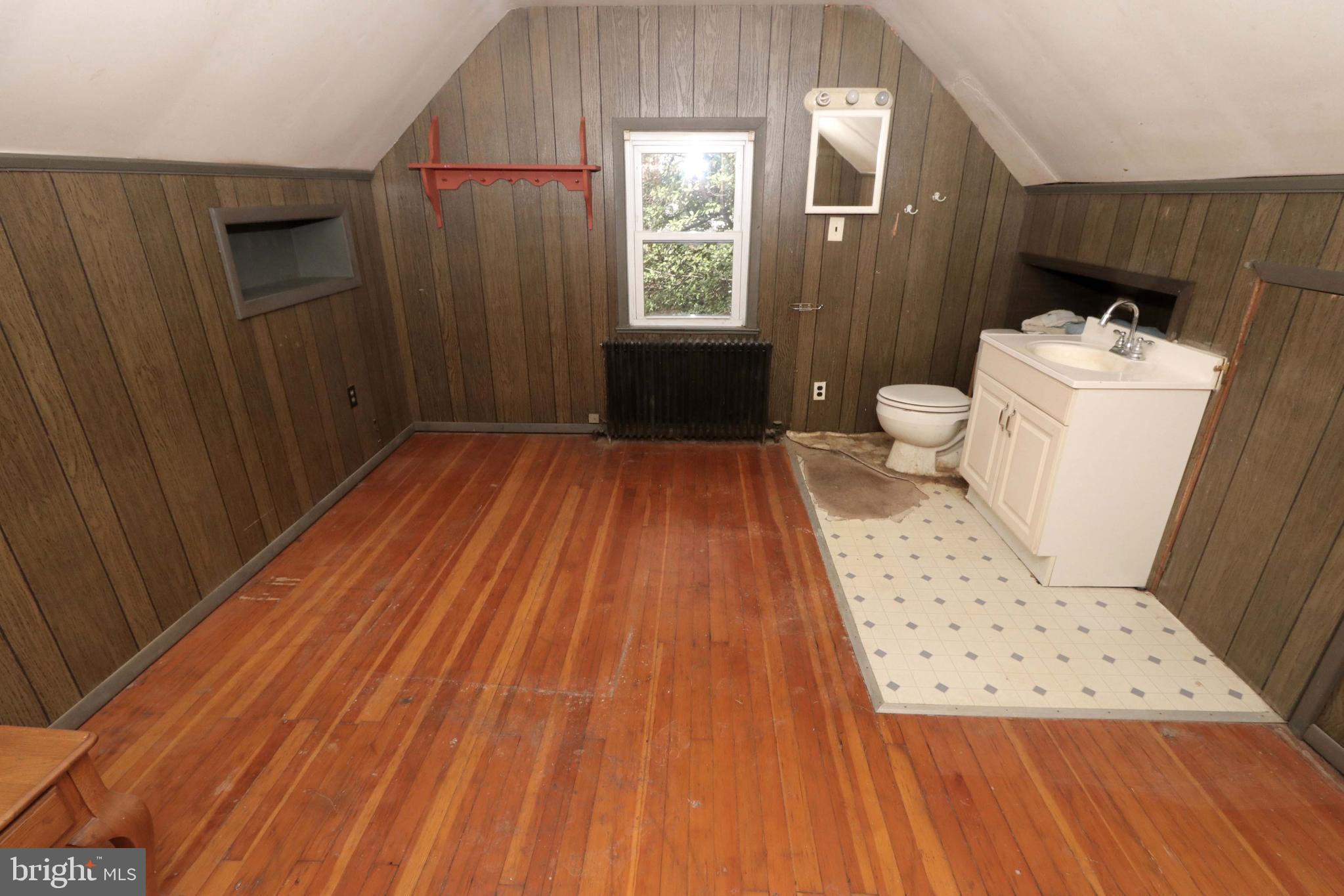 FEASTERVILLE - Residential