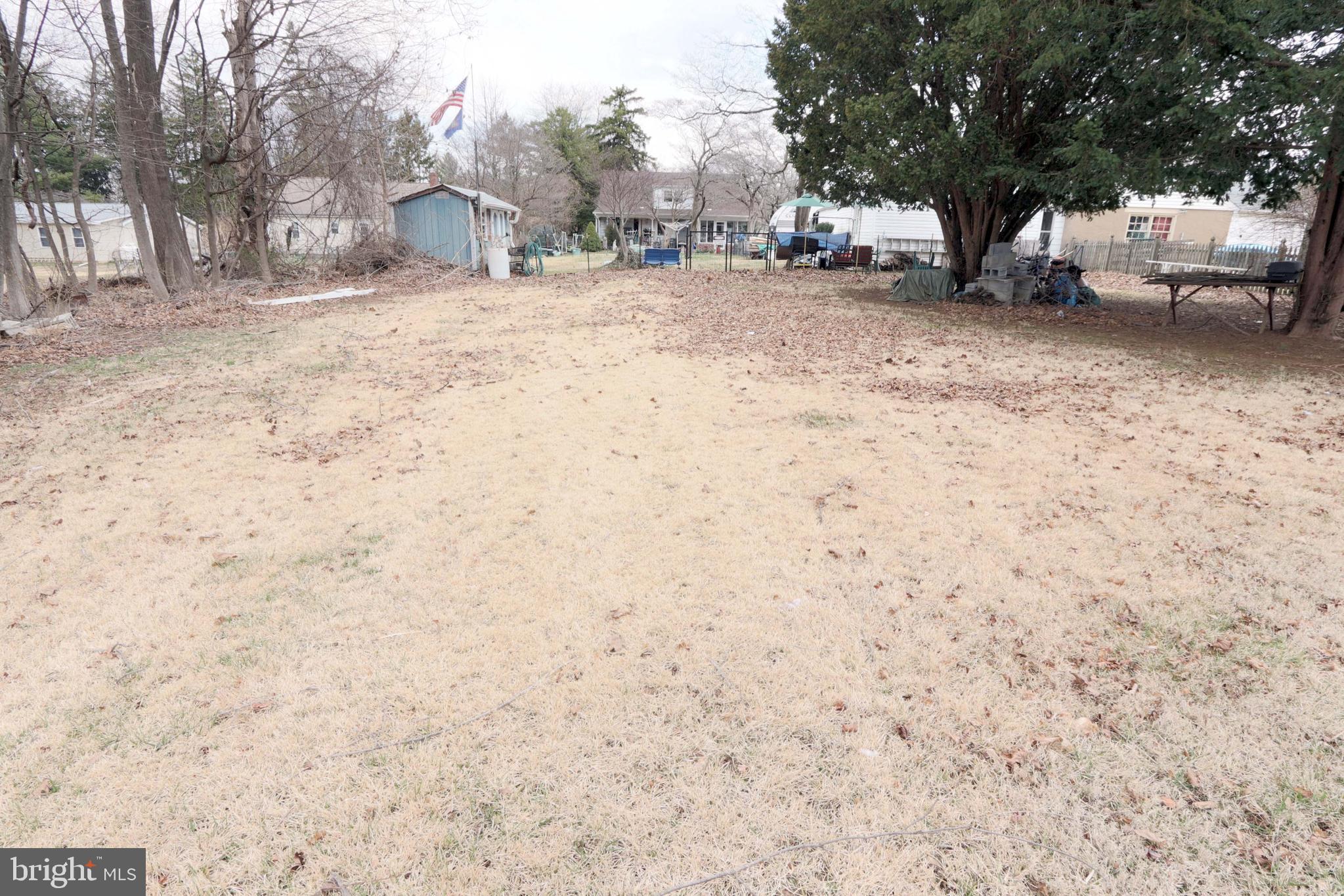 FEASTERVILLE - Residential