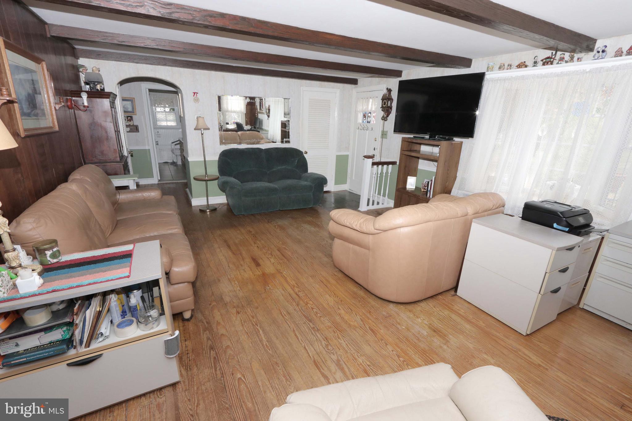 FEASTERVILLE - Residential