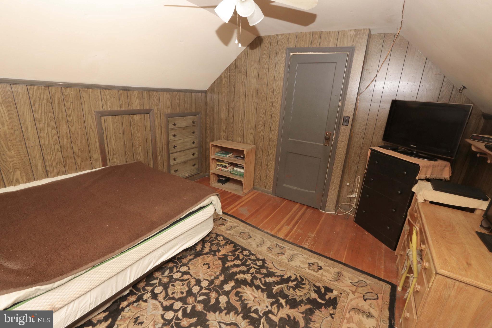 FEASTERVILLE - Residential