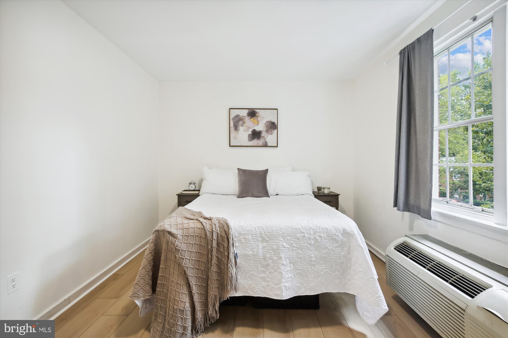 AUBURN VILLAGE - Residential