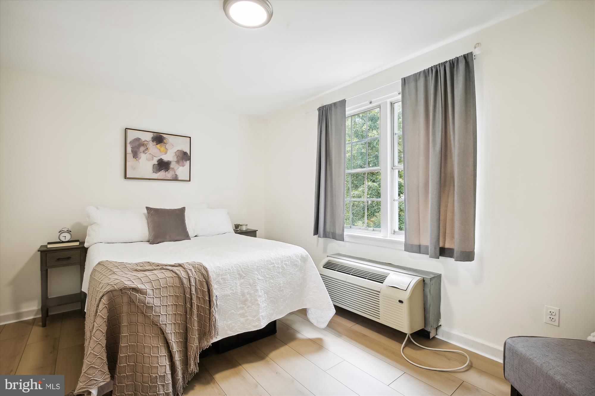 AUBURN VILLAGE - Residential