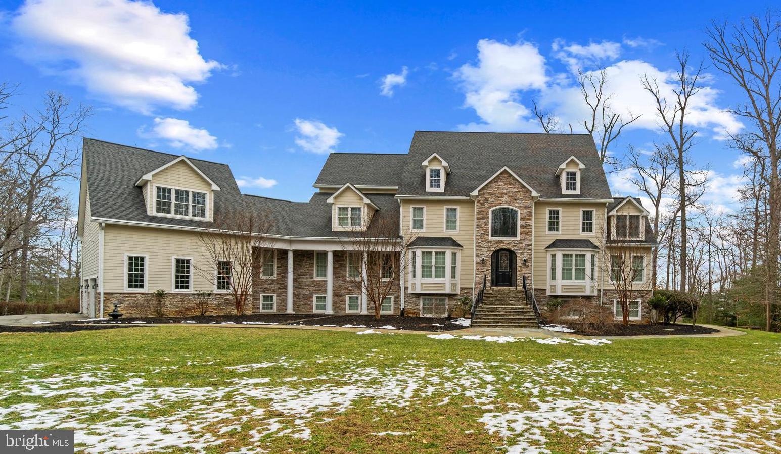 EDGEWATER - Residential