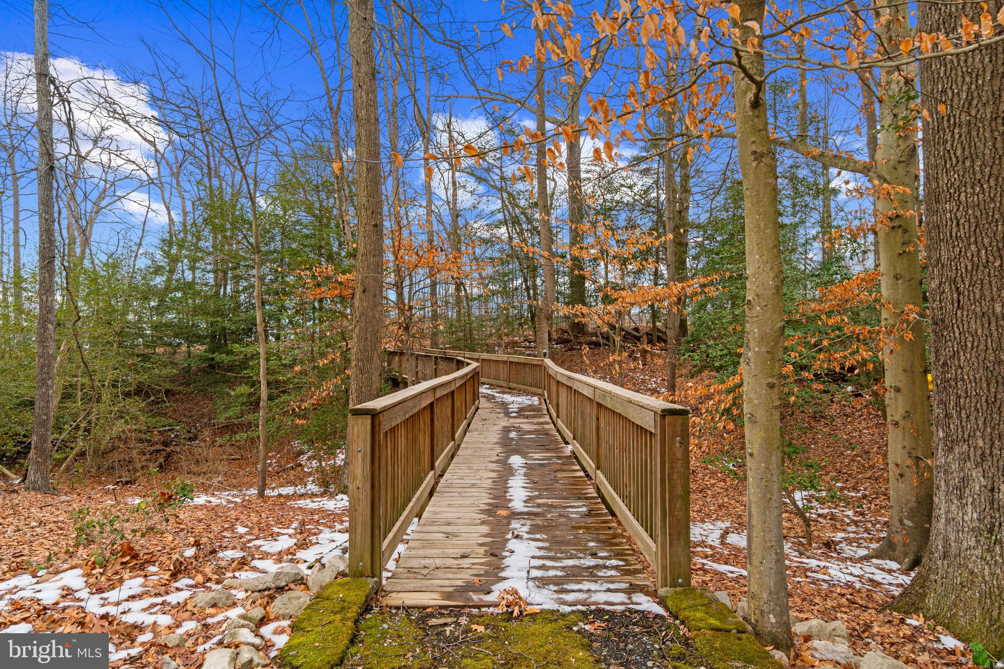 EDGEWATER - Residential