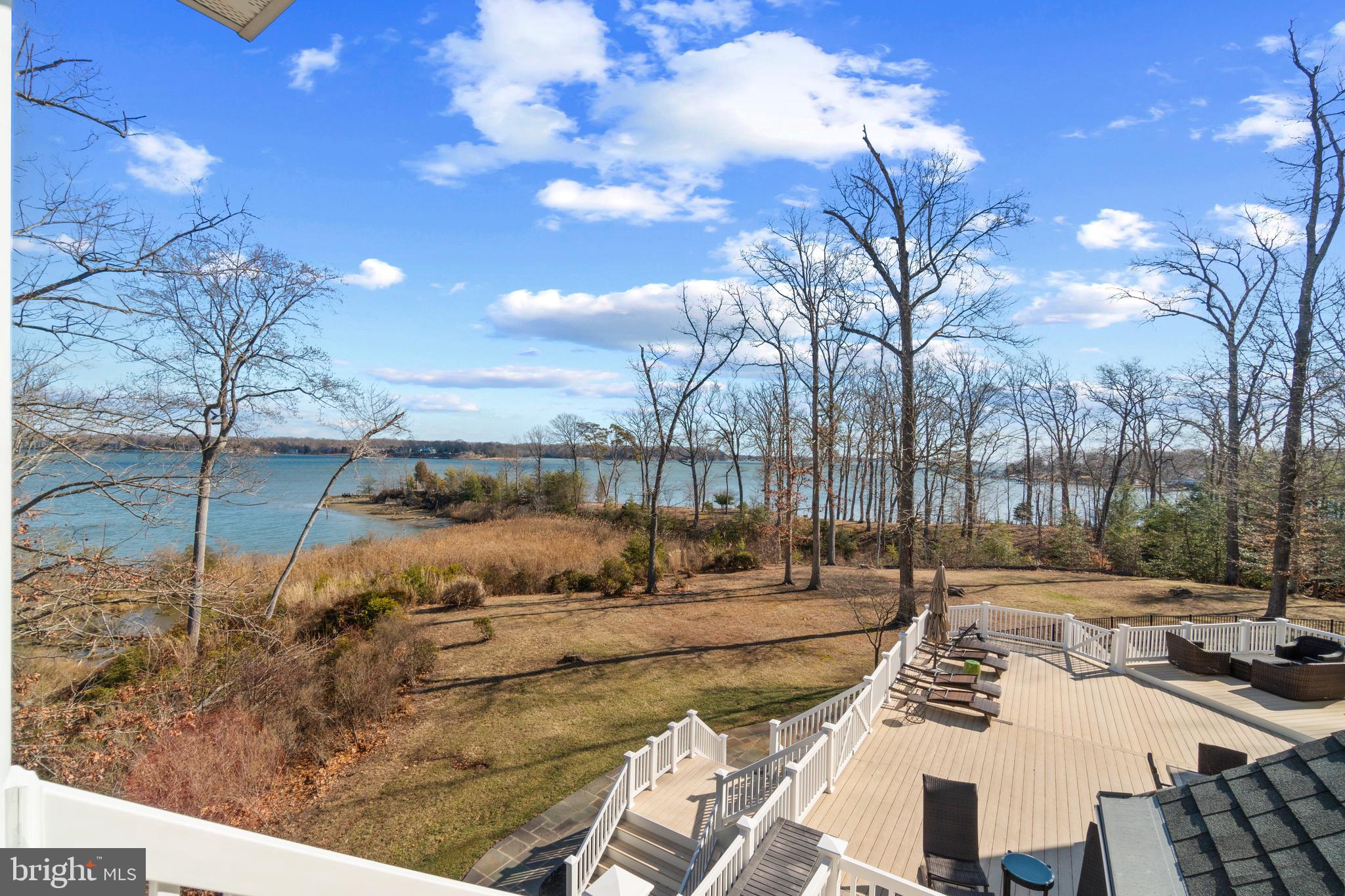 EDGEWATER - Residential