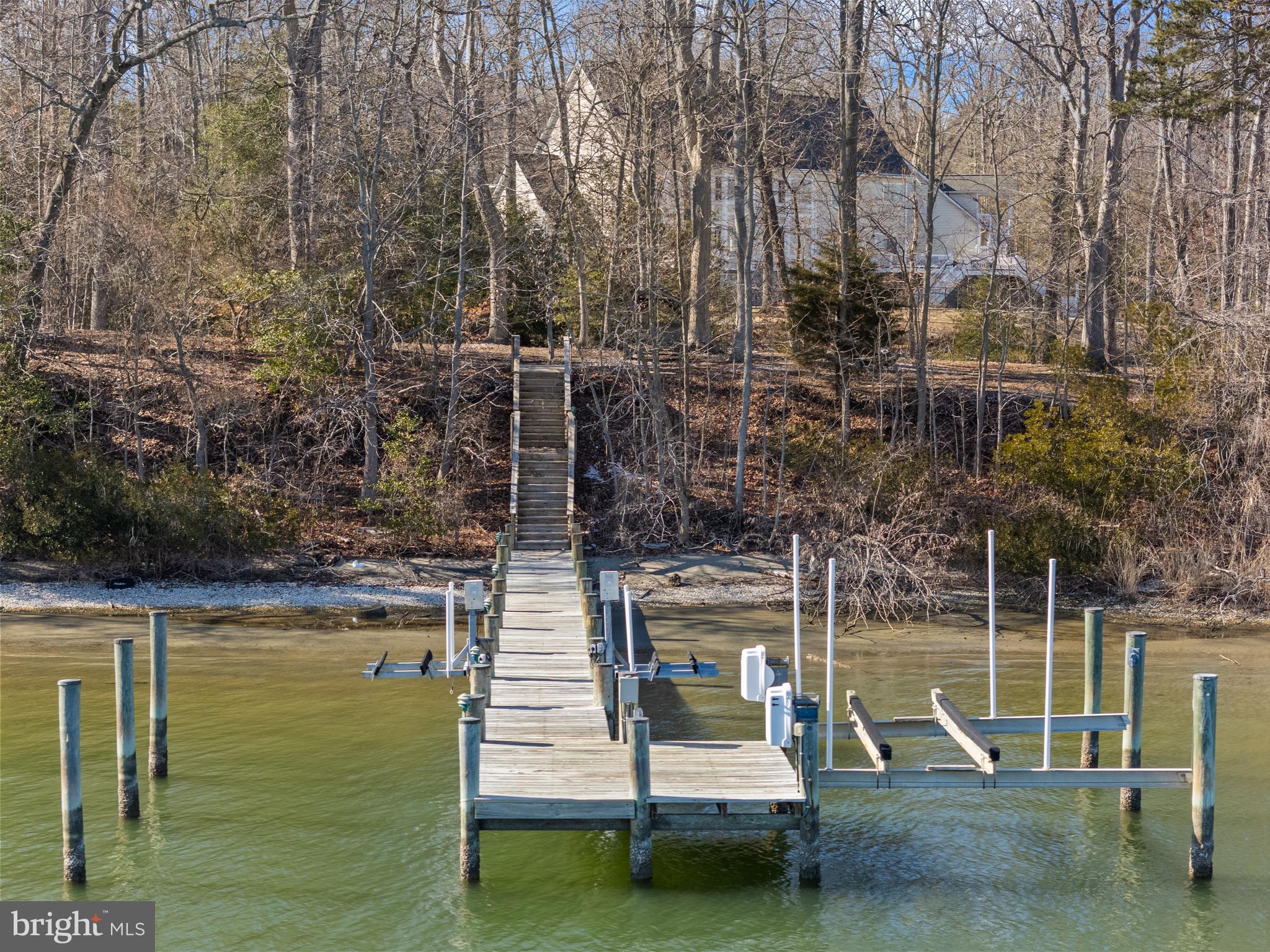 EDGEWATER - Residential