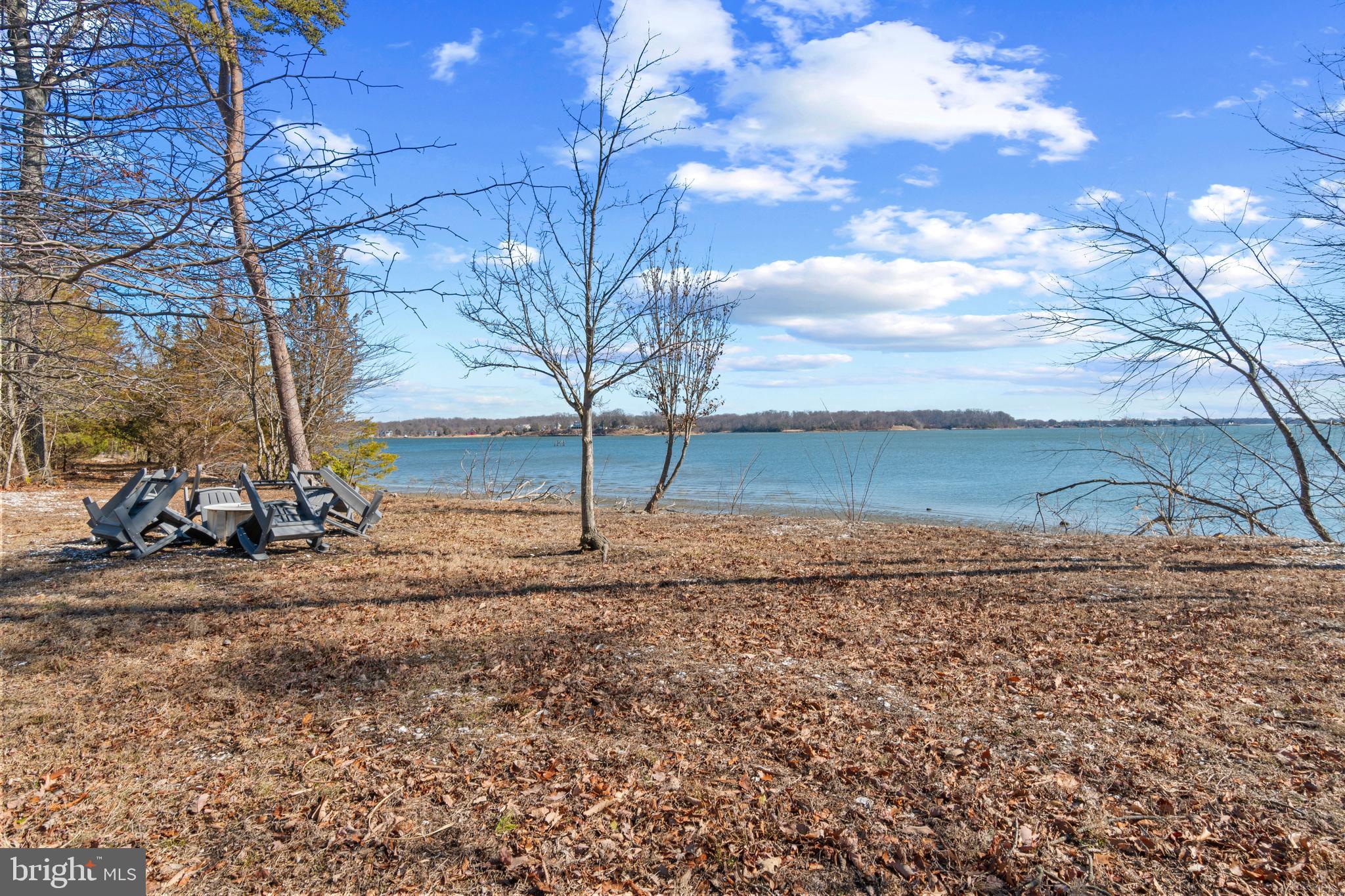 EDGEWATER - Residential