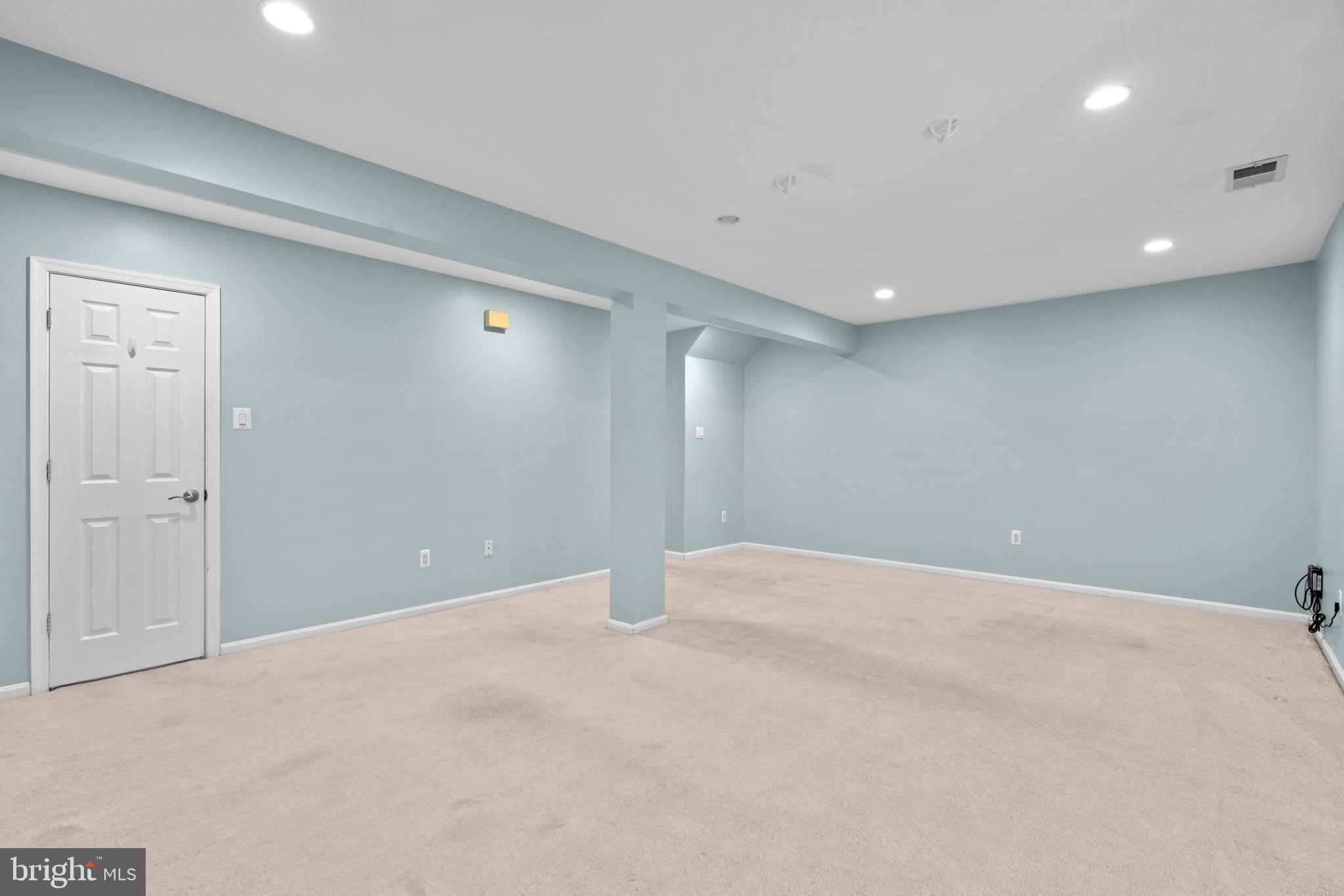 HICKORY RIDGE - Residential