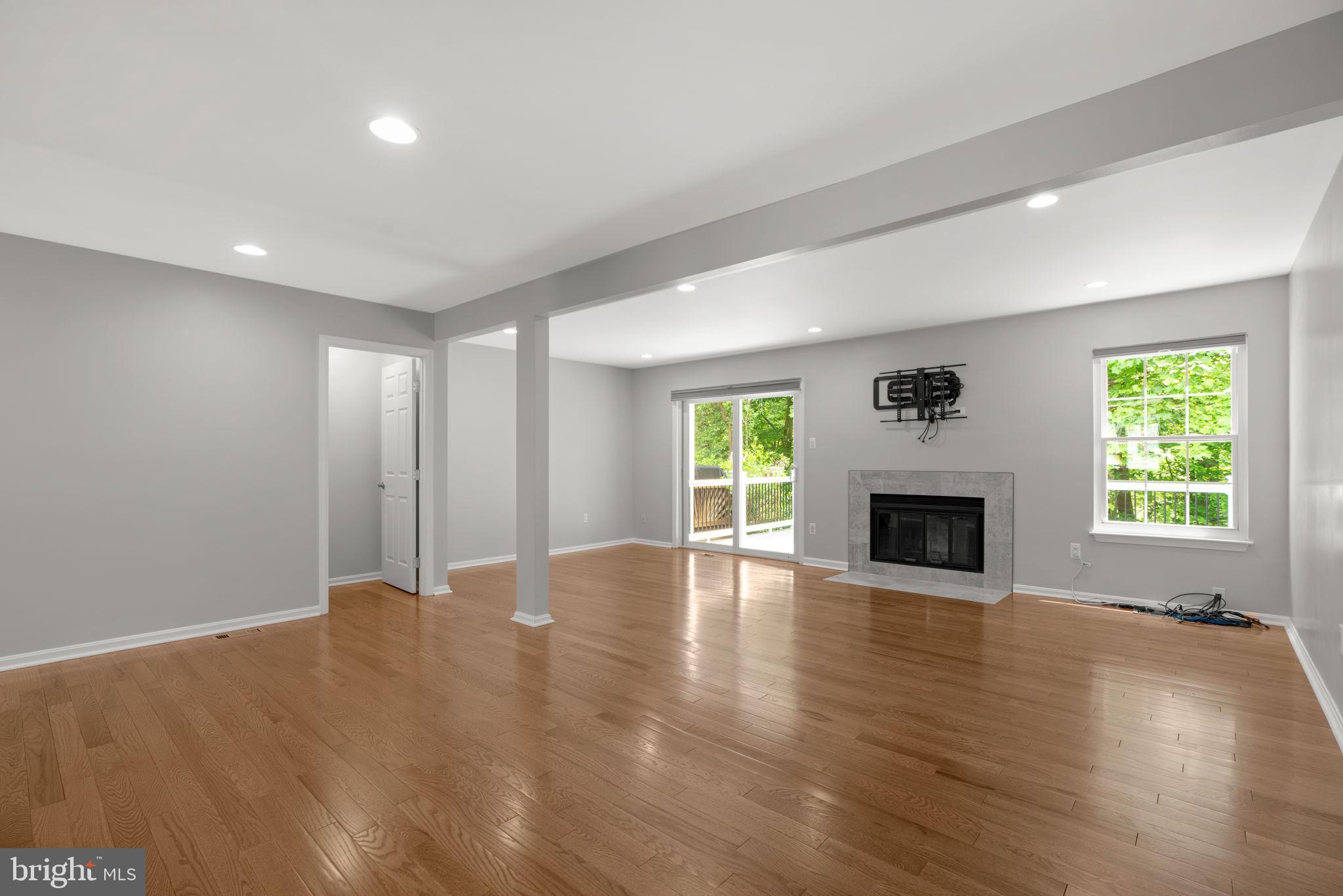 HICKORY RIDGE - Residential