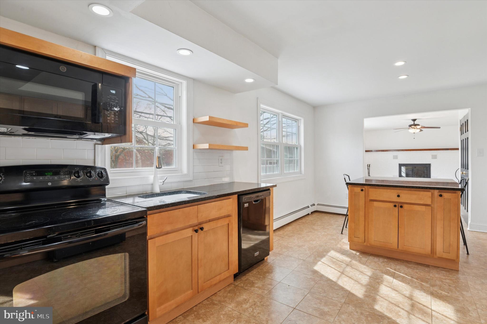 WALNUT GLEN - Residential