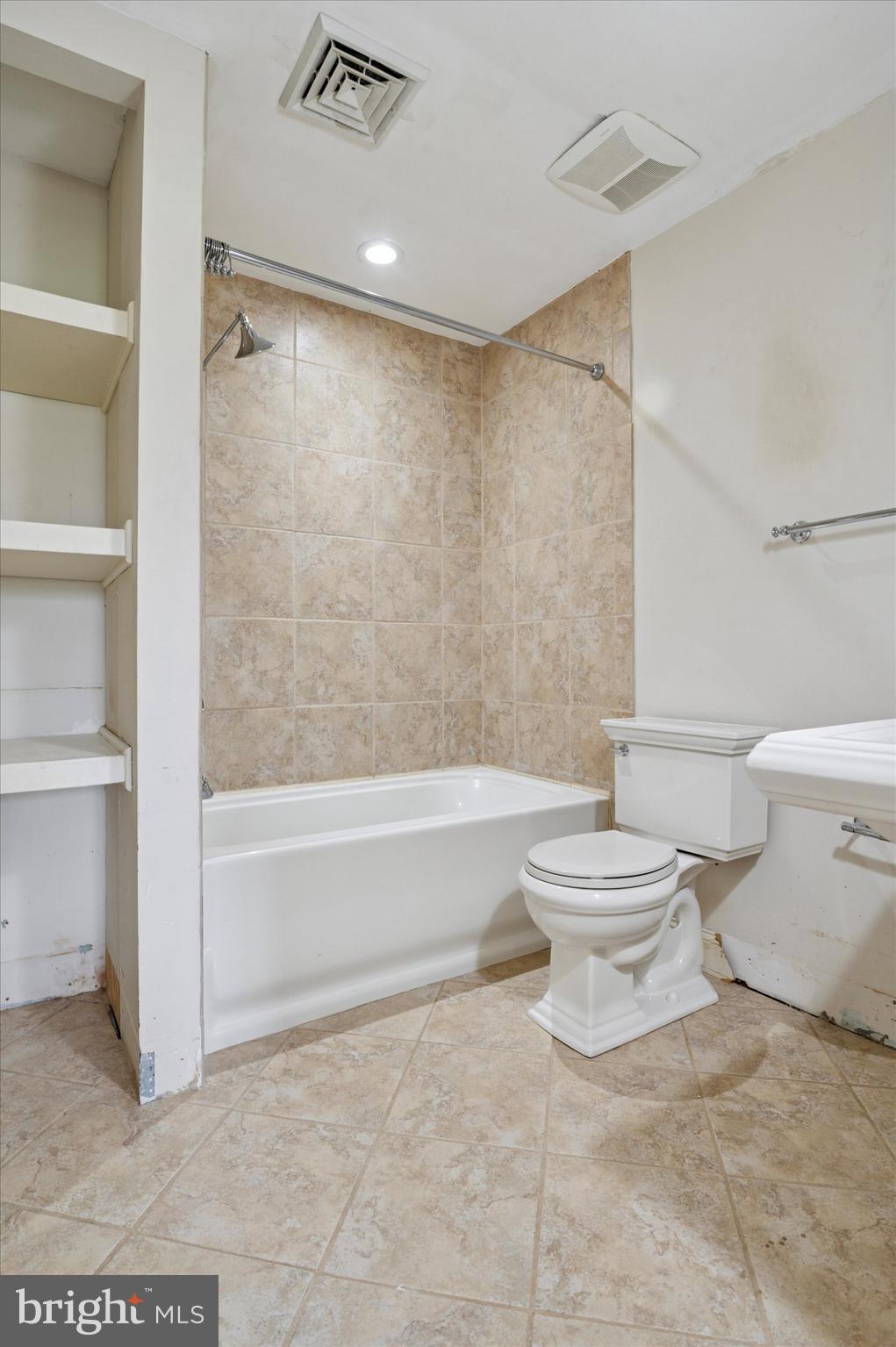 WALNUT GLEN - Residential