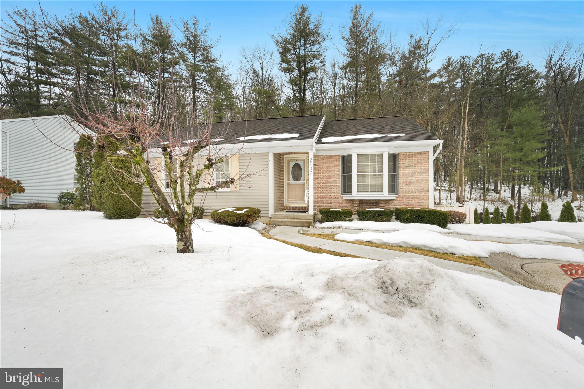 YORKTOWNE - Residential