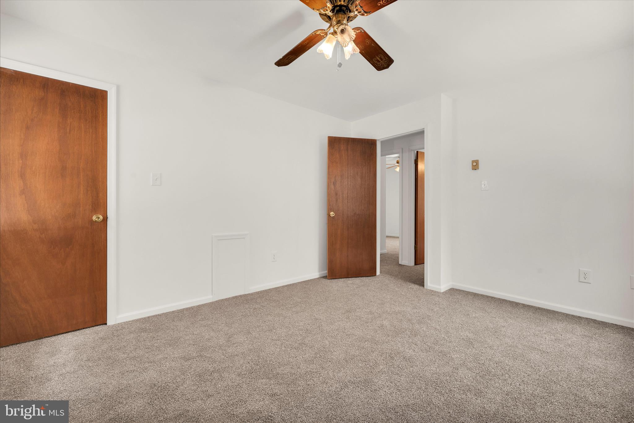 YORKTOWNE - Residential