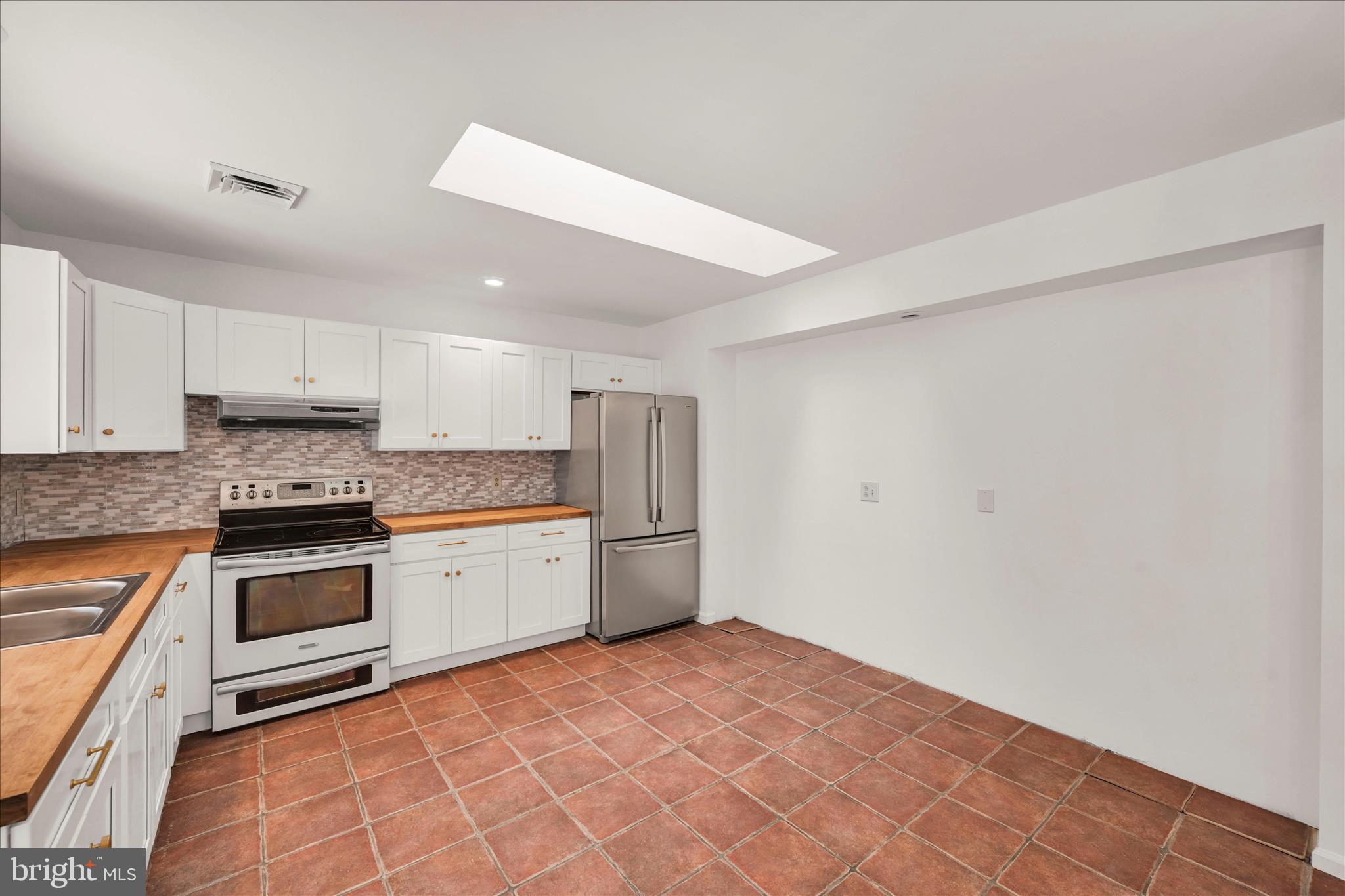 YORKTOWNE - Residential