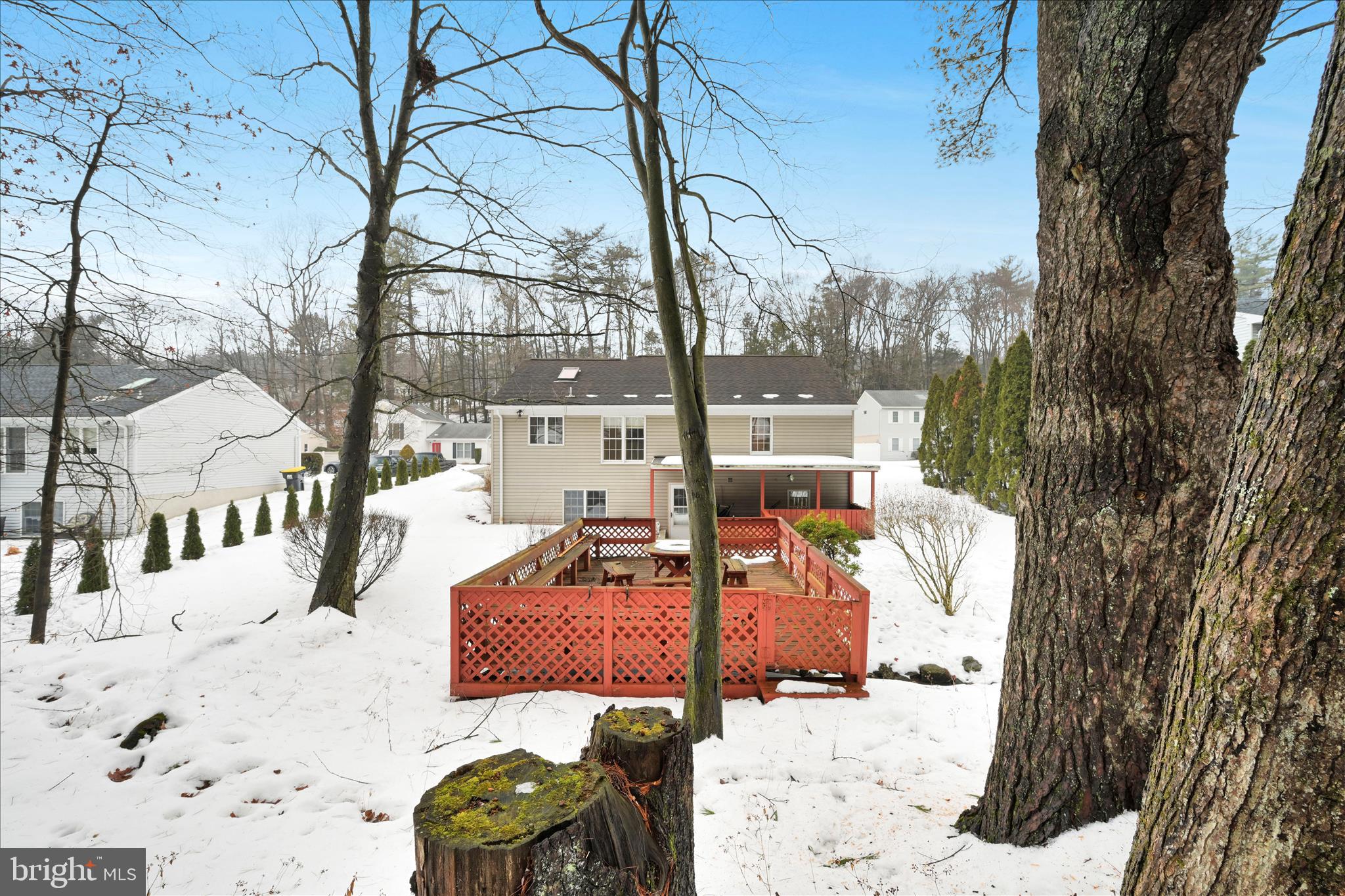 YORKTOWNE - Residential