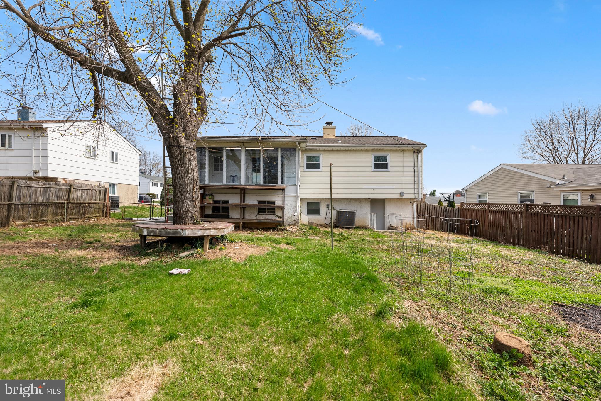 WESTVIEW PARK - Residential