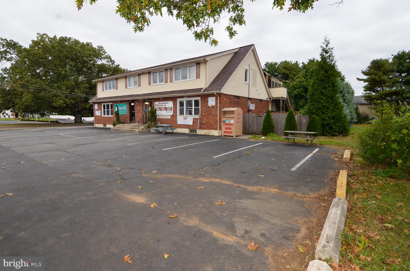 1203 HORNBERGER AVENUE