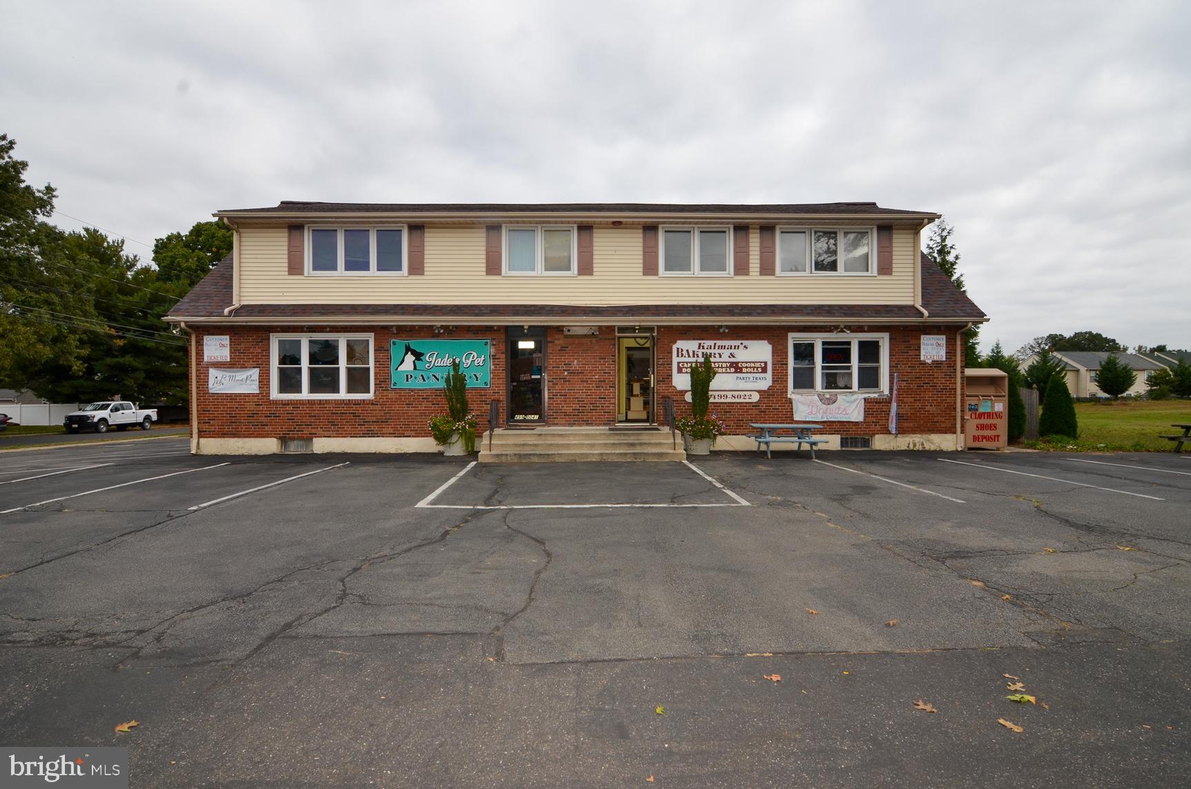 1203 HORNBERGER AVENUE